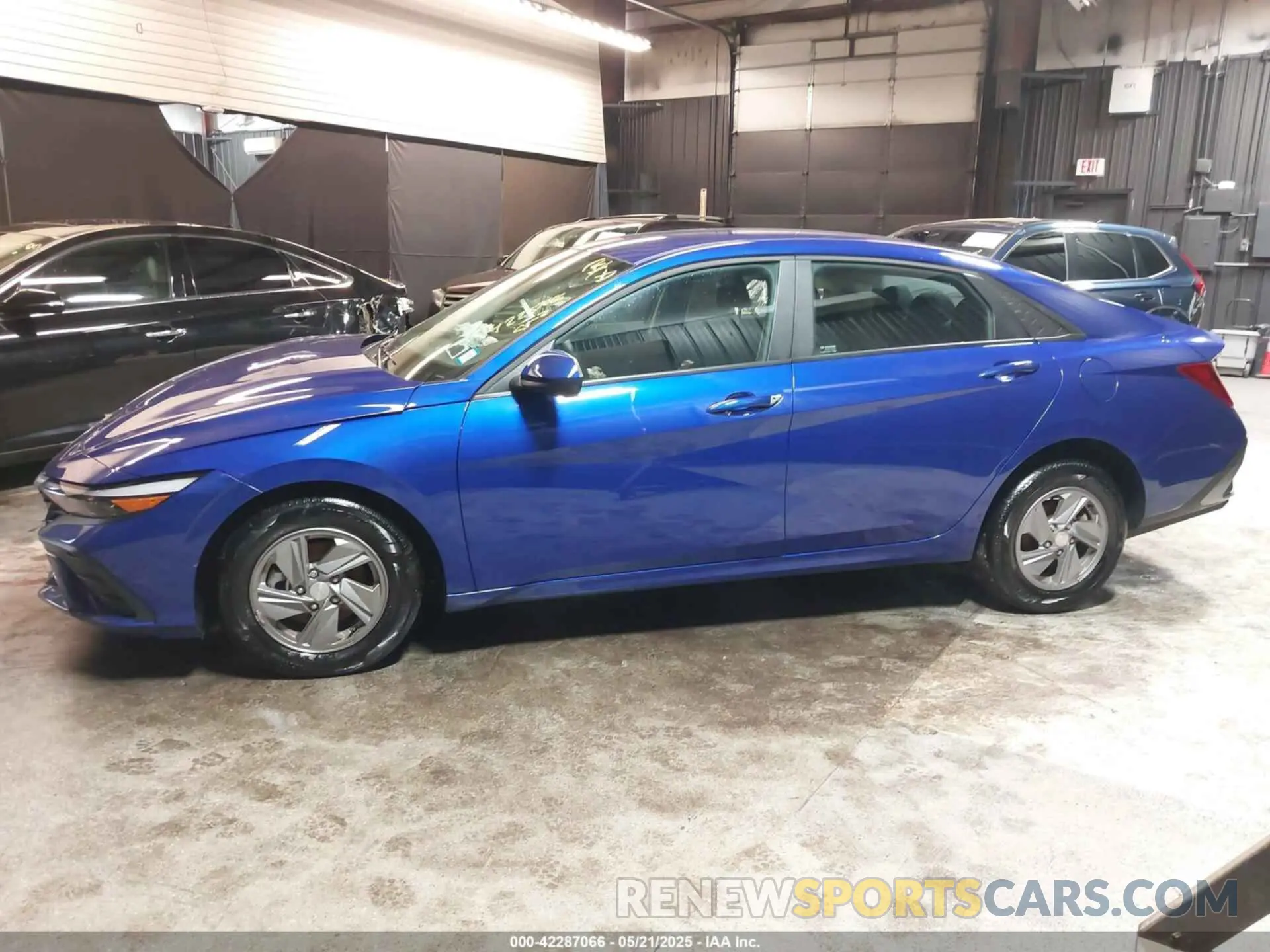13 Фотография поврежденного автомобиля KMHLL4DG8RU820329 HYUNDAI ELANTRA 2024
