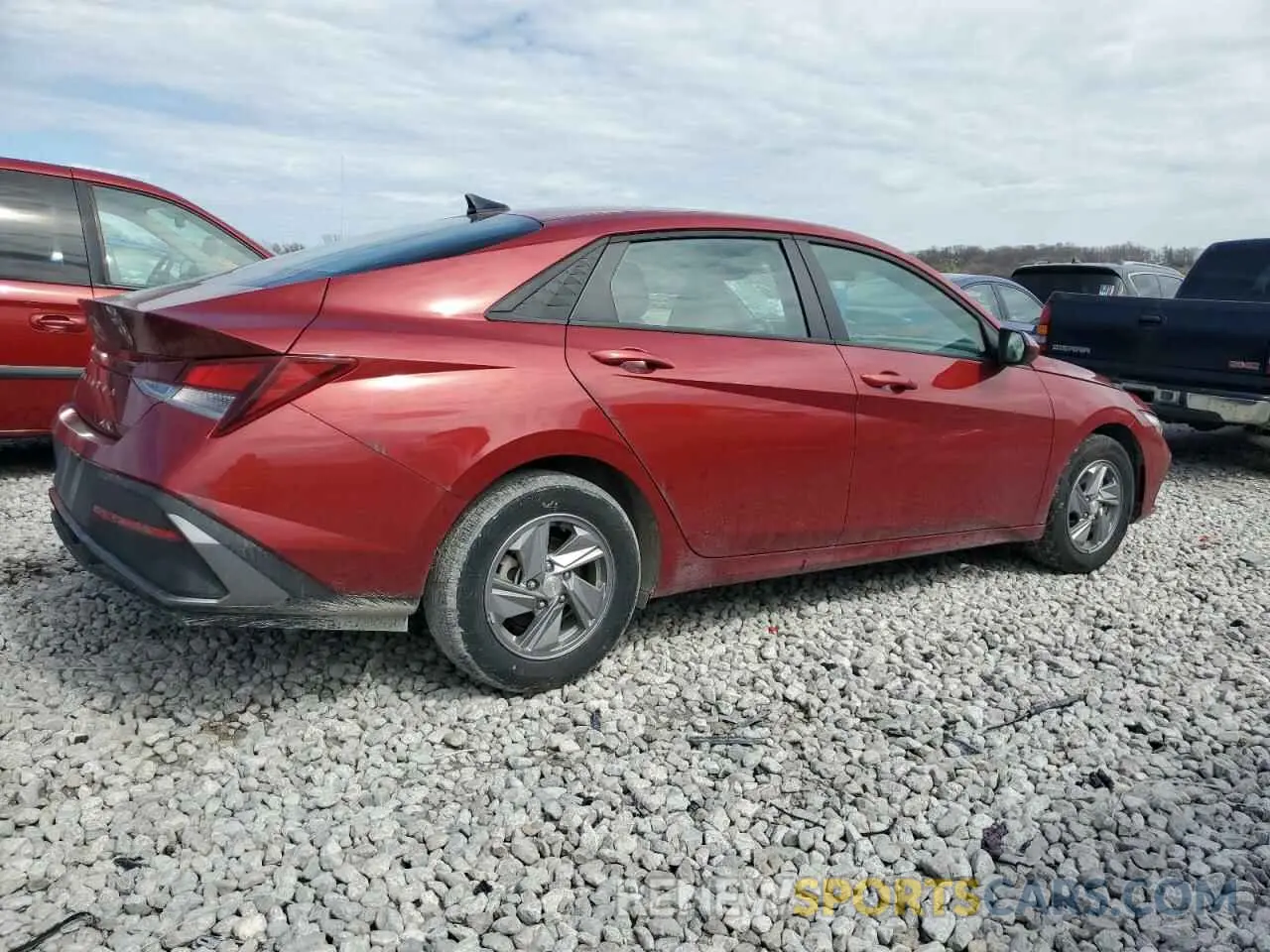 3 Photograph of a damaged car KMHLL4DG9RU681991 HYUNDAI ELANTRA 2024