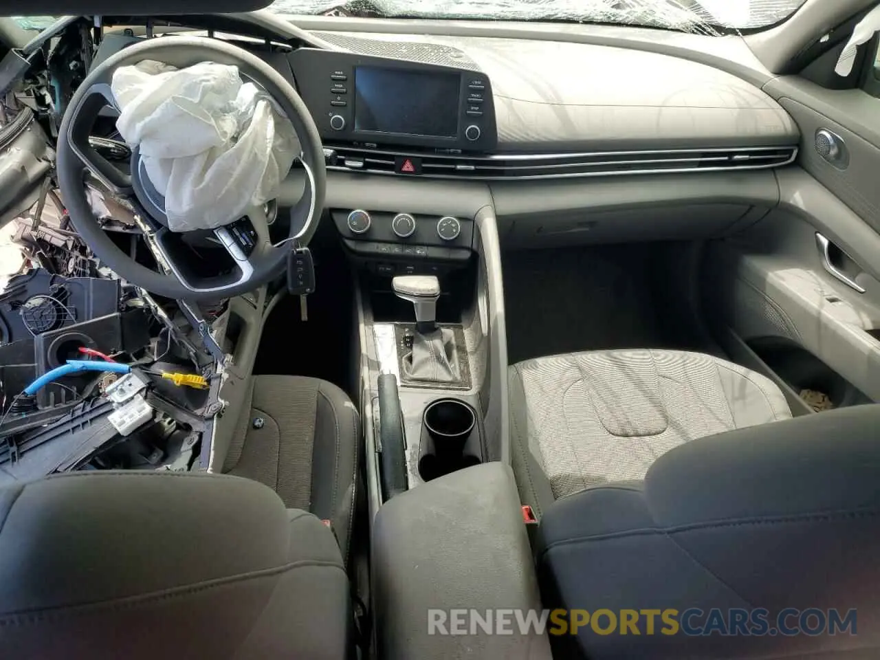 8 Фотография поврежденного автомобиля KMHLL4DG9RU741008 HYUNDAI ELANTRA 2024
