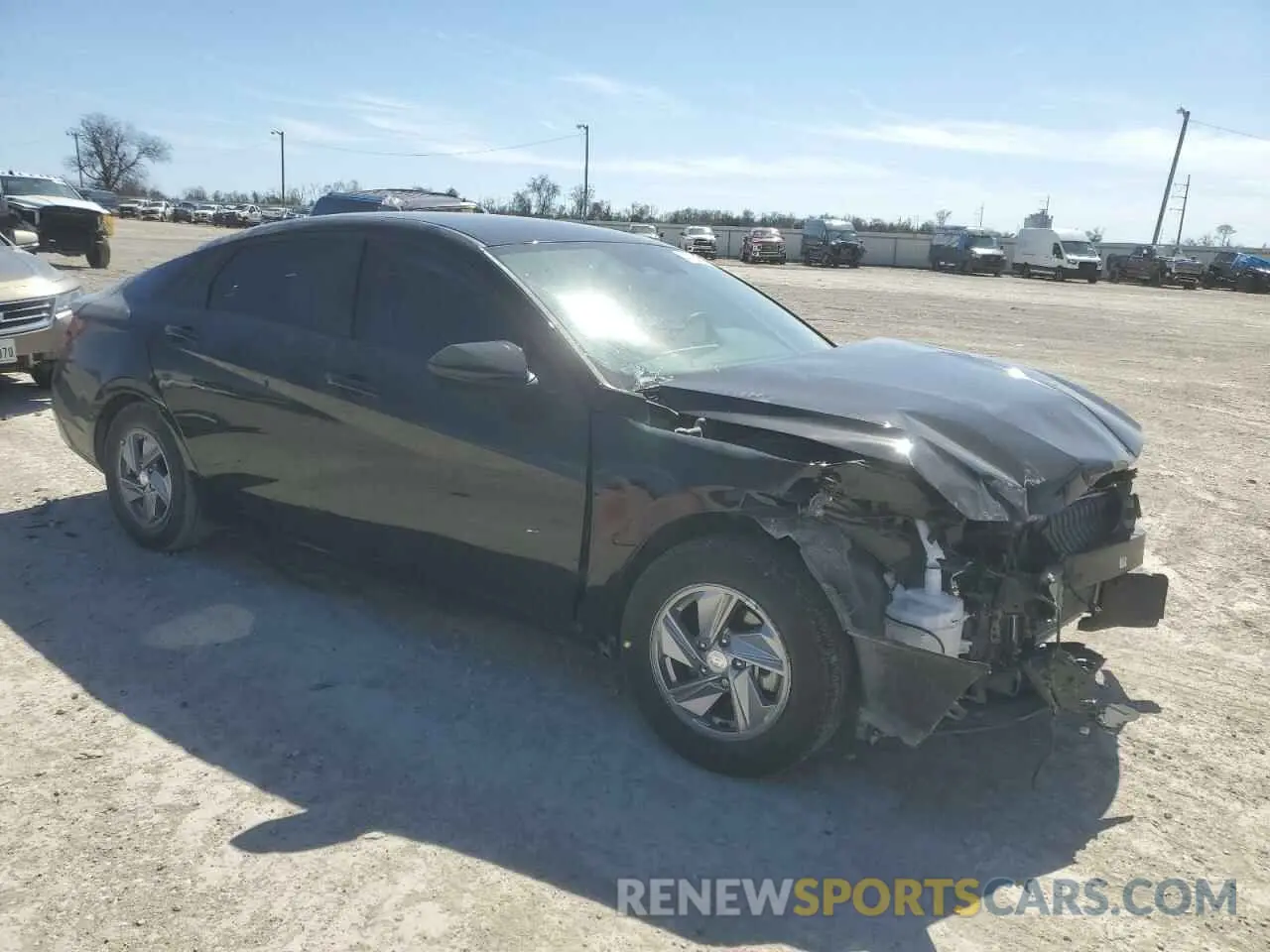 4 Фотография поврежденного автомобиля KMHLL4DG9RU790869 HYUNDAI ELANTRA 2024