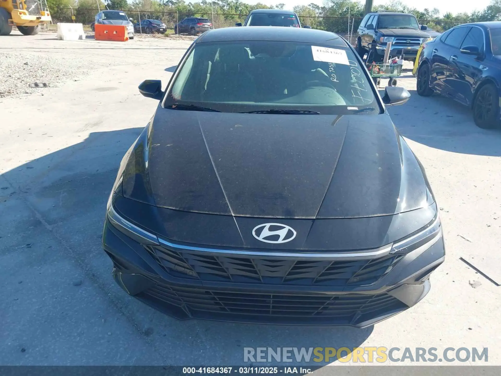 12 Фотография поврежденного автомобиля KMHLL4DG9RU802003 HYUNDAI ELANTRA 2024