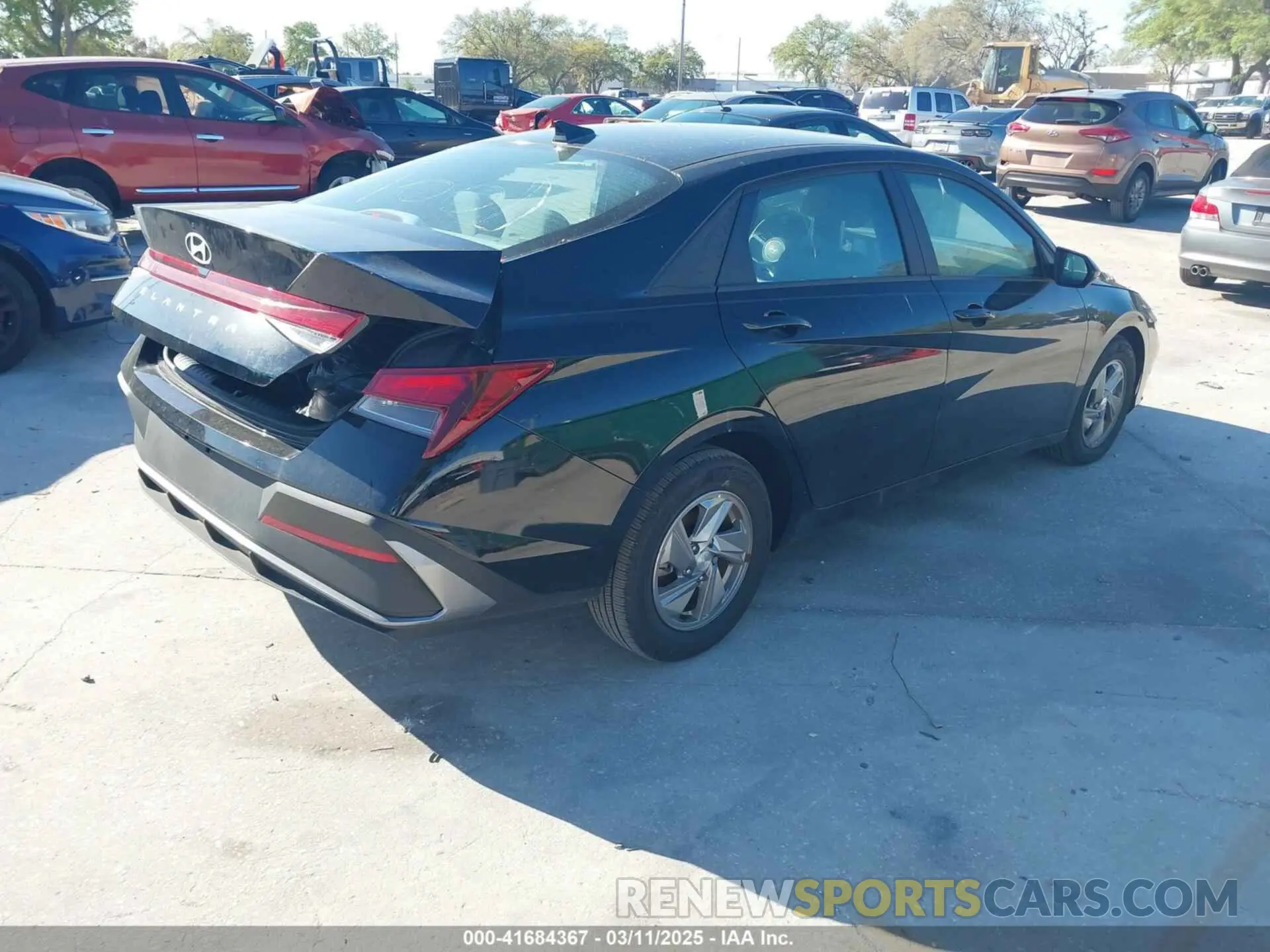 4 Фотография поврежденного автомобиля KMHLL4DG9RU802003 HYUNDAI ELANTRA 2024