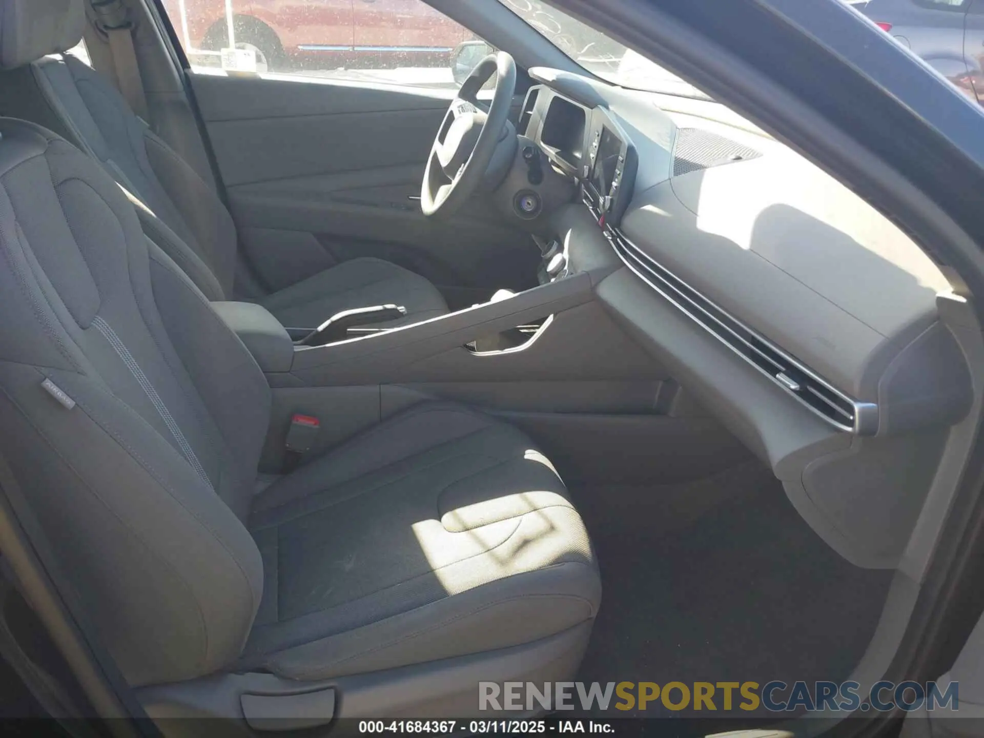 5 Фотография поврежденного автомобиля KMHLL4DG9RU802003 HYUNDAI ELANTRA 2024