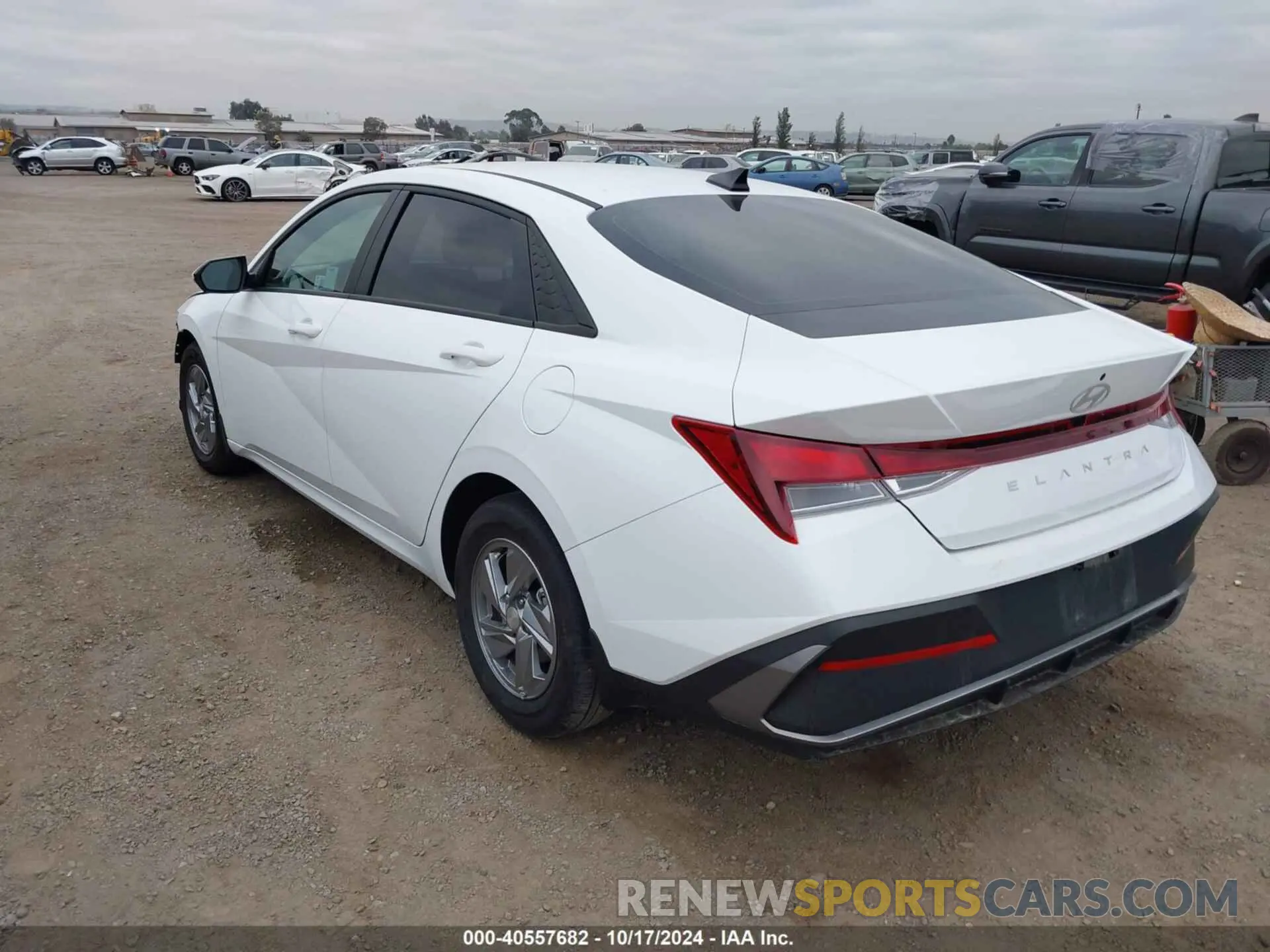3 Photograph of a damaged car KMHLL4DGXRU708969 HYUNDAI ELANTRA 2024