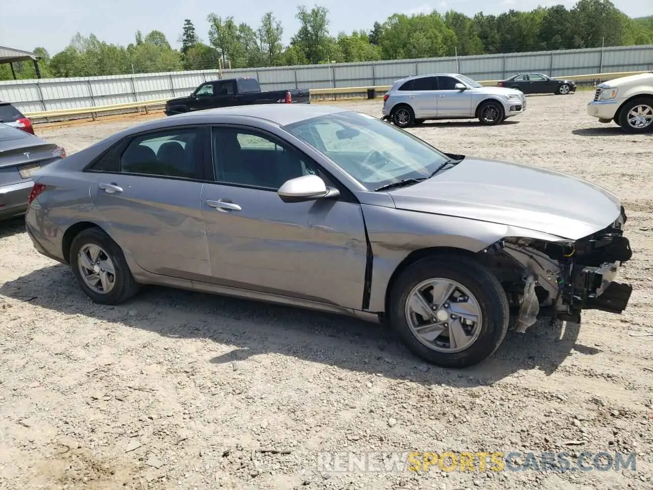 4 Photograph of a damaged car KMHLL4DGXRU834877 HYUNDAI ELANTRA 2024