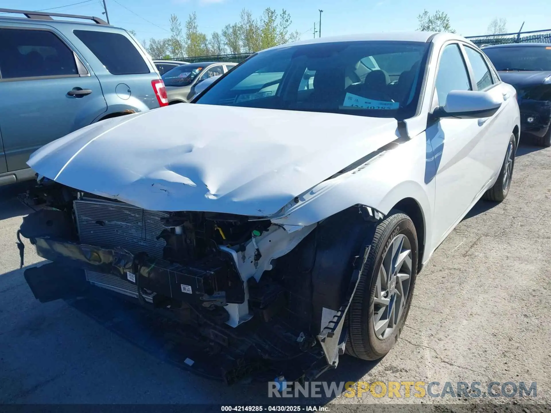 2 Фотография поврежденного автомобиля KMHLM4DG0RU643353 HYUNDAI ELANTRA 2024