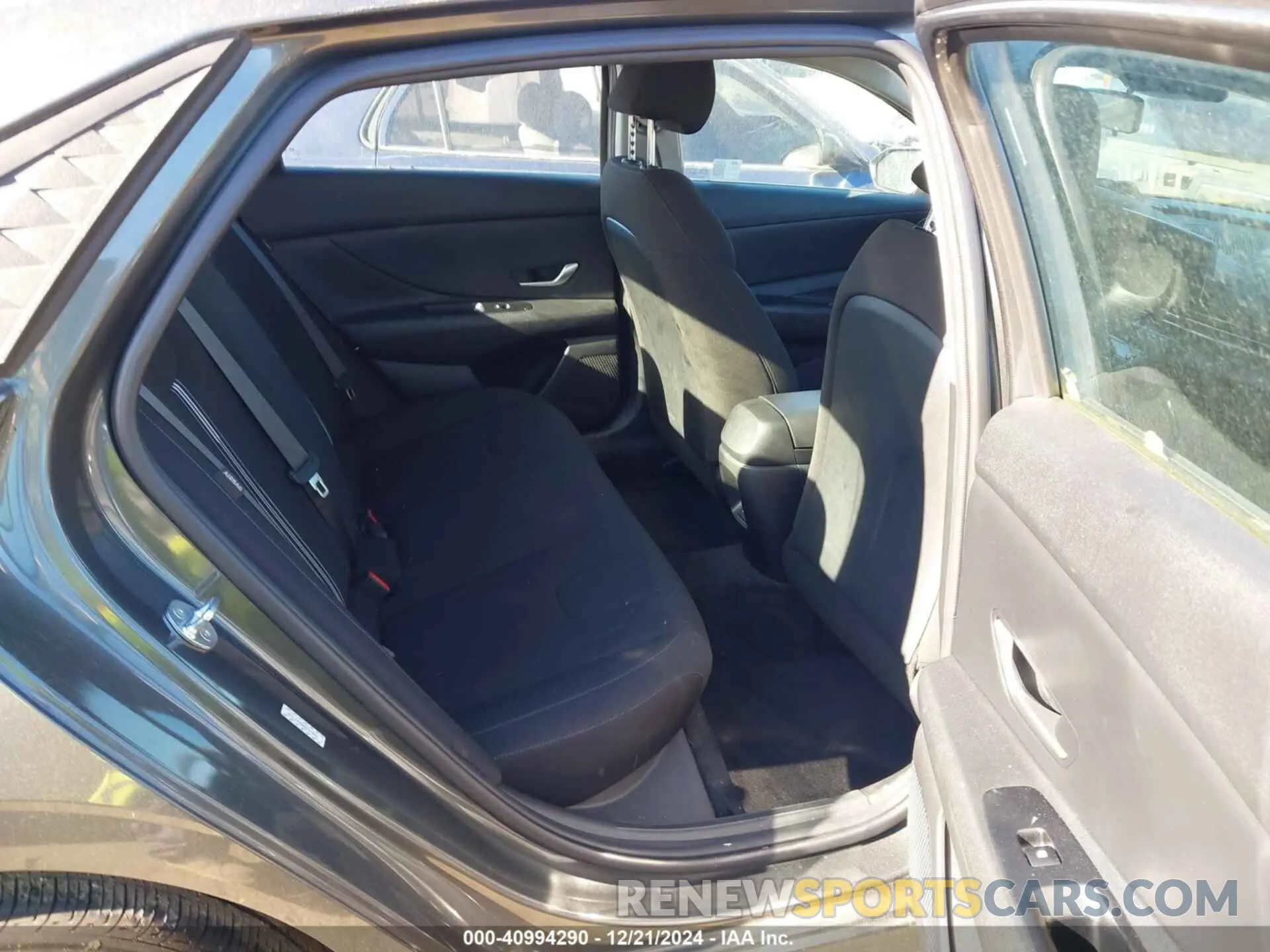 8 Photograph of a damaged car KMHLM4DG0RU691578 HYUNDAI ELANTRA 2024