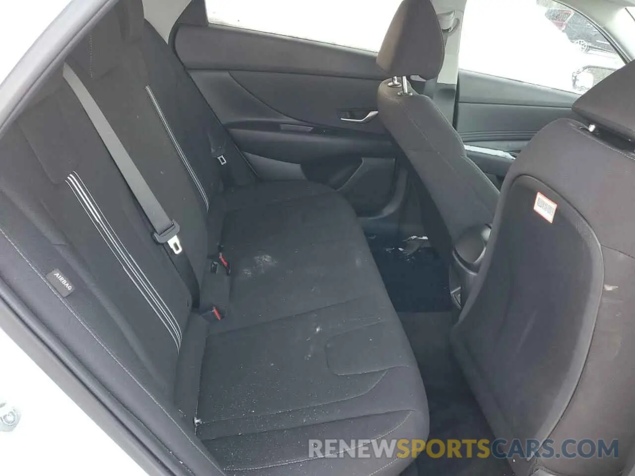 10 Photograph of a damaged car KMHLM4DG0RU736051 HYUNDAI ELANTRA 2024