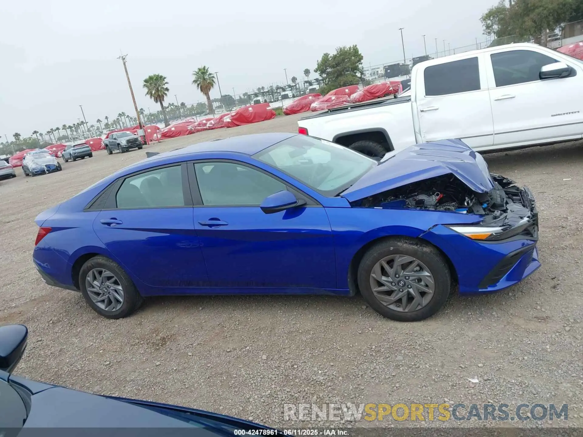 13 Фотография поврежденного автомобиля KMHLM4DG0RU740634 HYUNDAI ELANTRA 2024