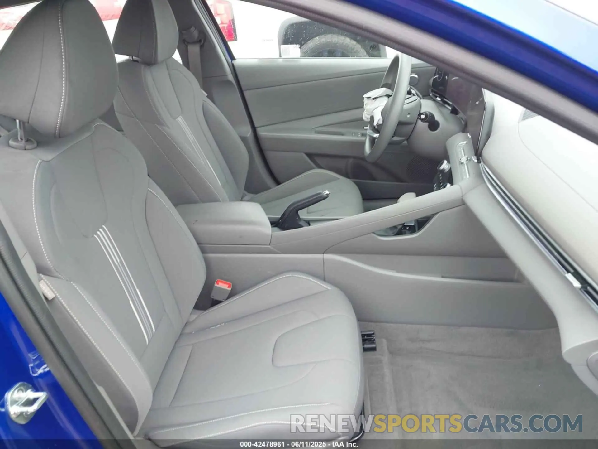 5 Фотография поврежденного автомобиля KMHLM4DG0RU740634 HYUNDAI ELANTRA 2024