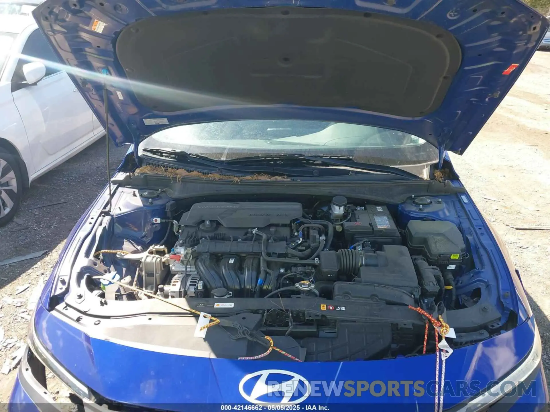 10 Photograph of a damaged car KMHLM4DG0RU767025 HYUNDAI ELANTRA 2024