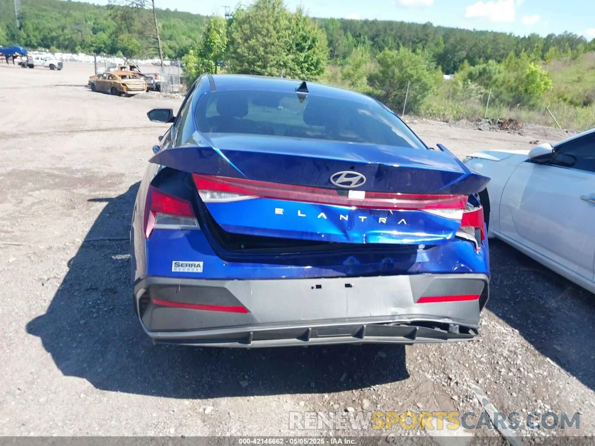 17 Photograph of a damaged car KMHLM4DG0RU767025 HYUNDAI ELANTRA 2024