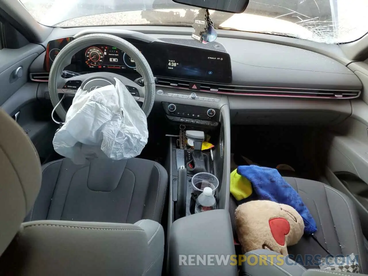 8 Photograph of a damaged car KMHLM4DG0RU776677 HYUNDAI ELANTRA 2024
