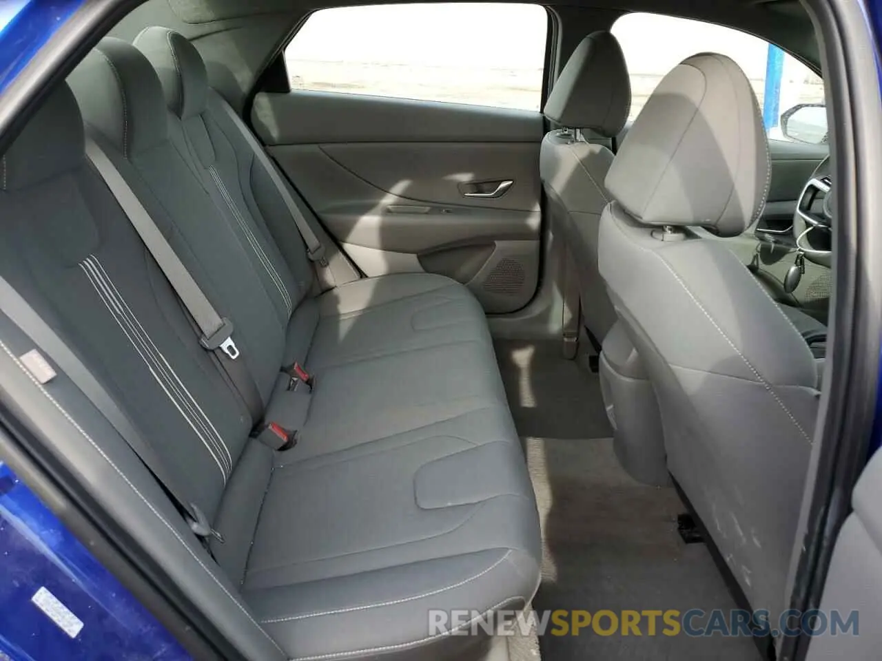 10 Photograph of a damaged car KMHLM4DG0RU811458 HYUNDAI ELANTRA 2024