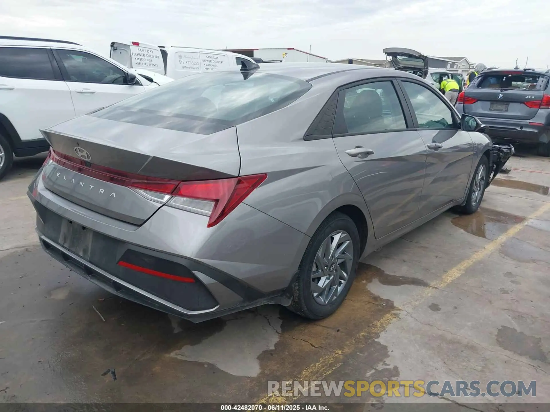 4 Photograph of a damaged car KMHLM4DG0RU815588 HYUNDAI ELANTRA 2024