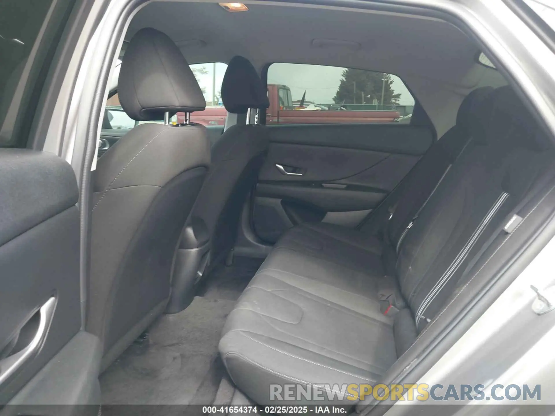 8 Фотография поврежденного автомобиля KMHLM4DG0RU817079 HYUNDAI ELANTRA 2024