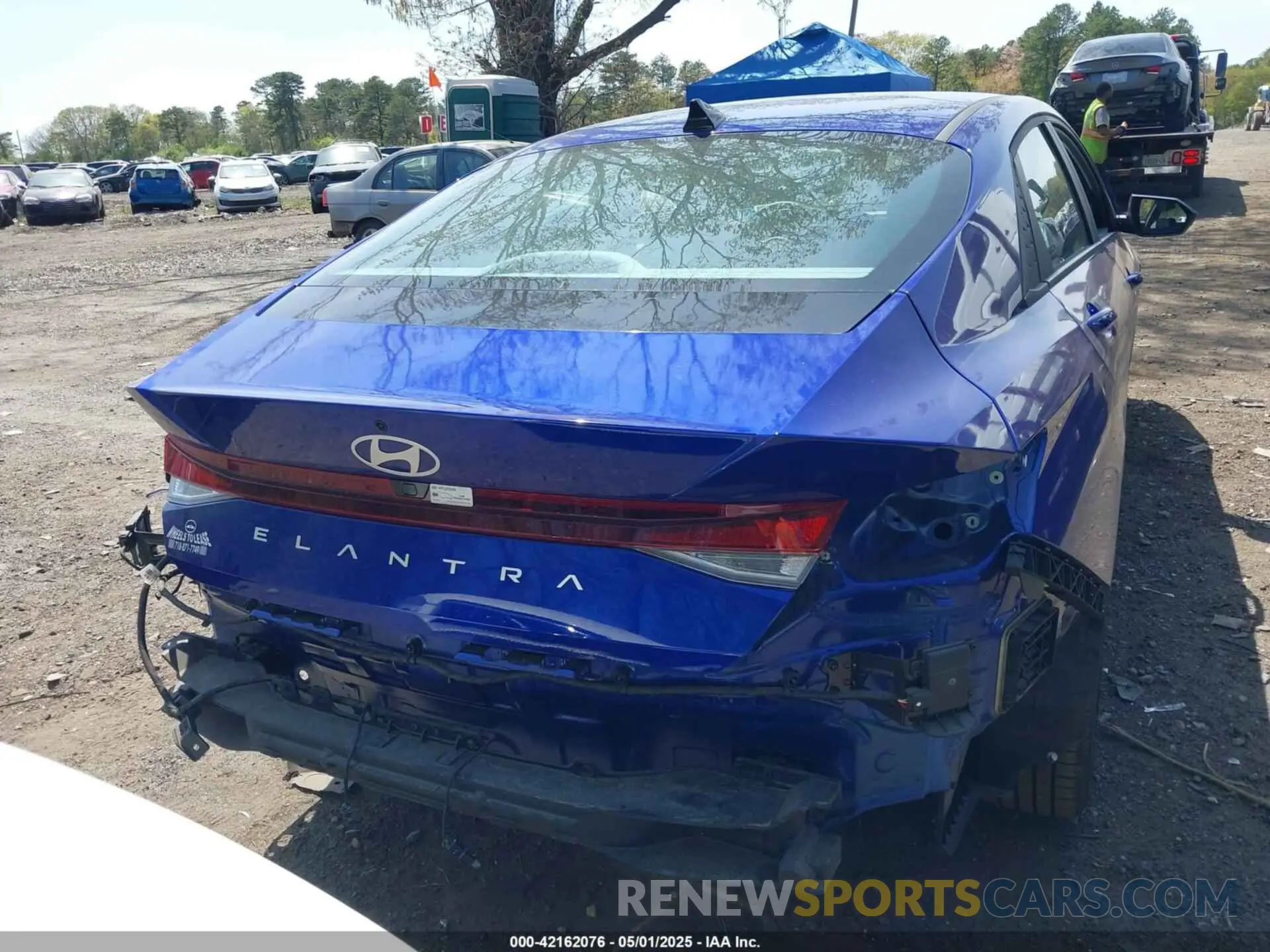 17 Photograph of a damaged car KMHLM4DG1RU848518 HYUNDAI ELANTRA 2024