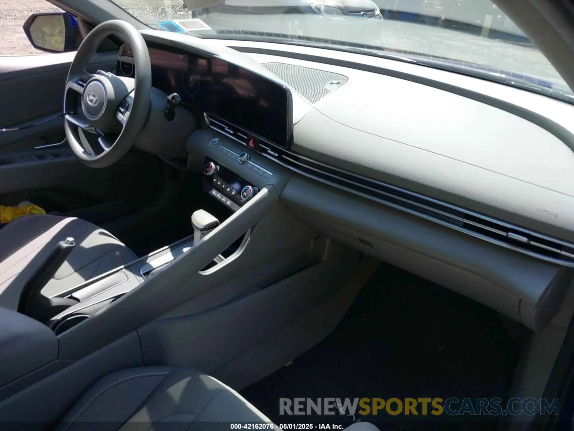 5 Photograph of a damaged car KMHLM4DG1RU848518 HYUNDAI ELANTRA 2024