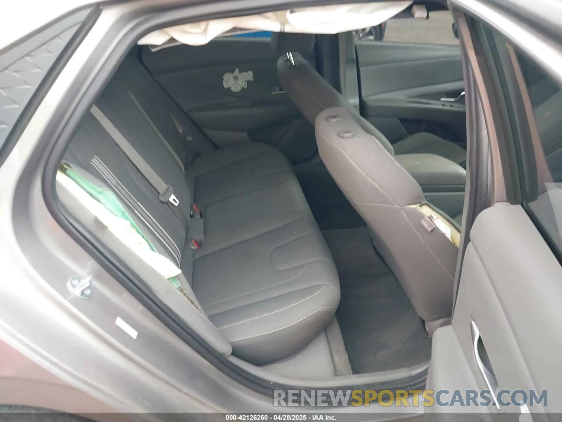 8 Photograph of a damaged car KMHLM4DG2RU642396 HYUNDAI ELANTRA 2024