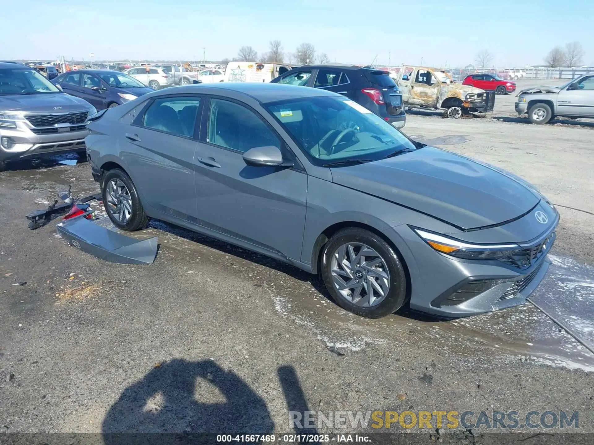1 Фотография поврежденного автомобиля KMHLM4DG2RU735841 HYUNDAI ELANTRA 2024