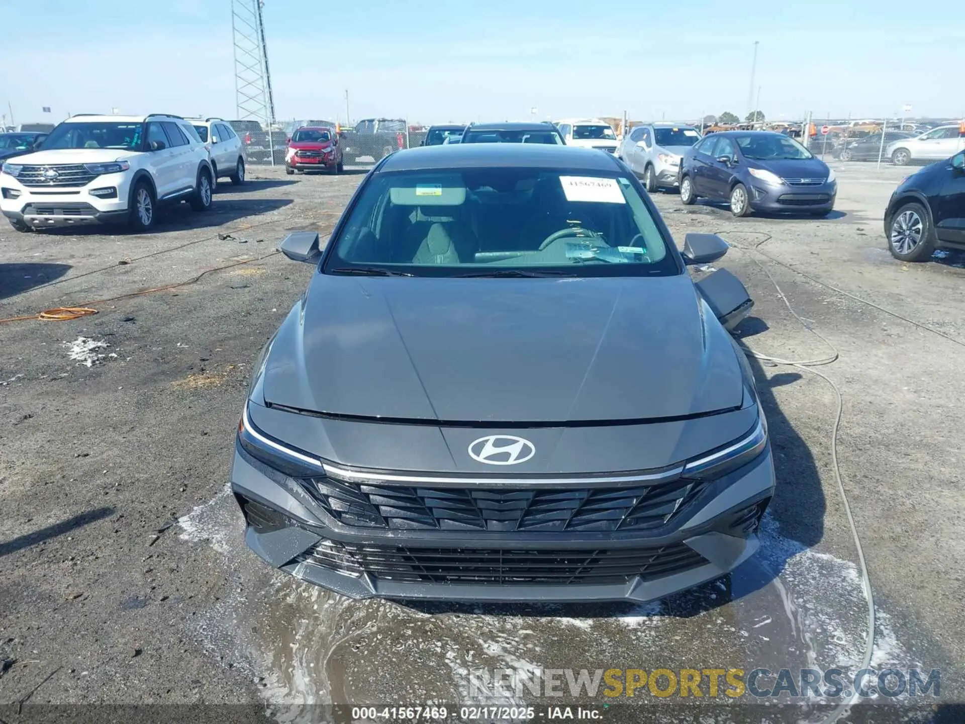 12 Фотография поврежденного автомобиля KMHLM4DG2RU735841 HYUNDAI ELANTRA 2024