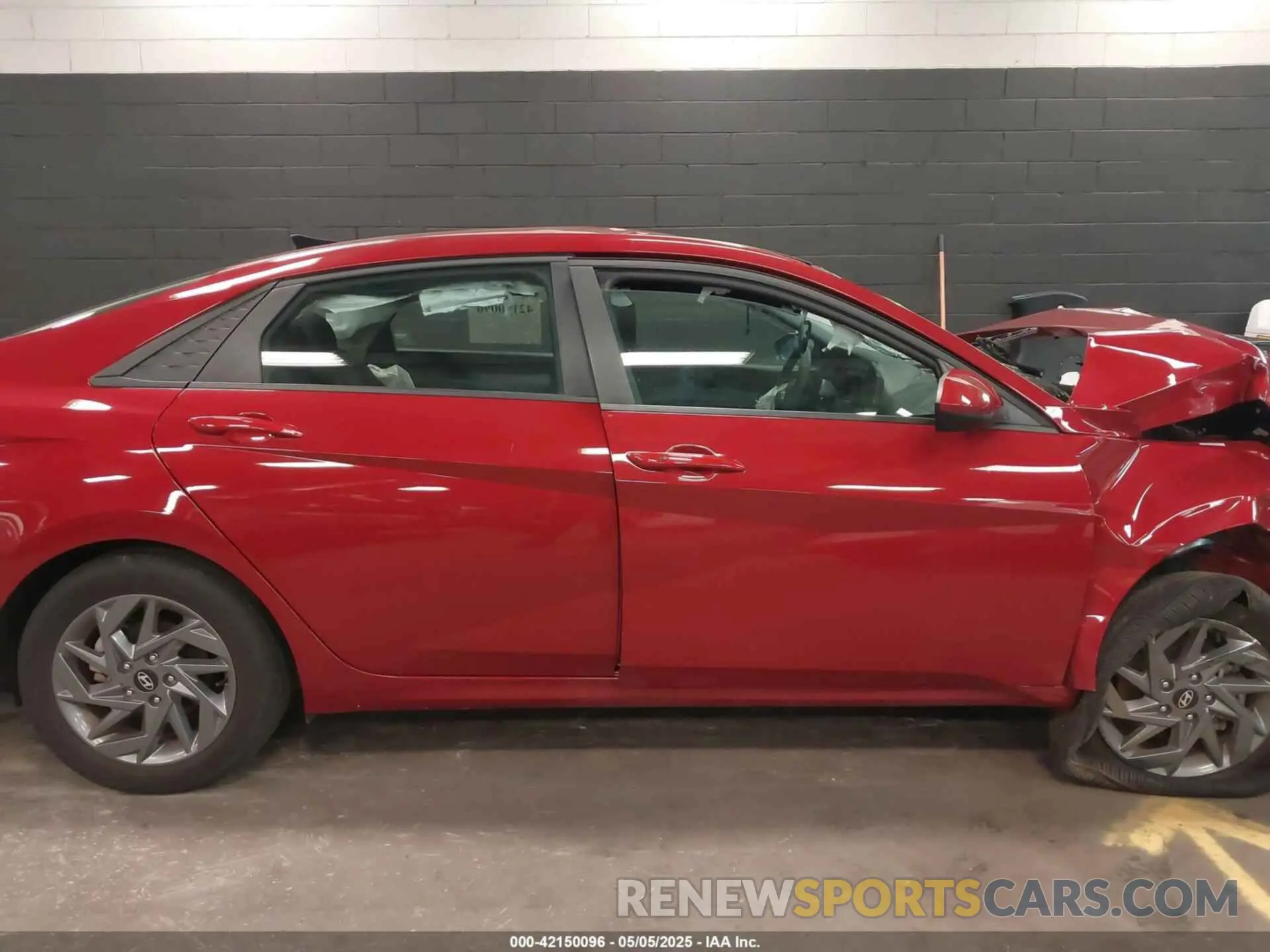 12 Photograph of a damaged car KMHLM4DG2RU807623 HYUNDAI ELANTRA 2024