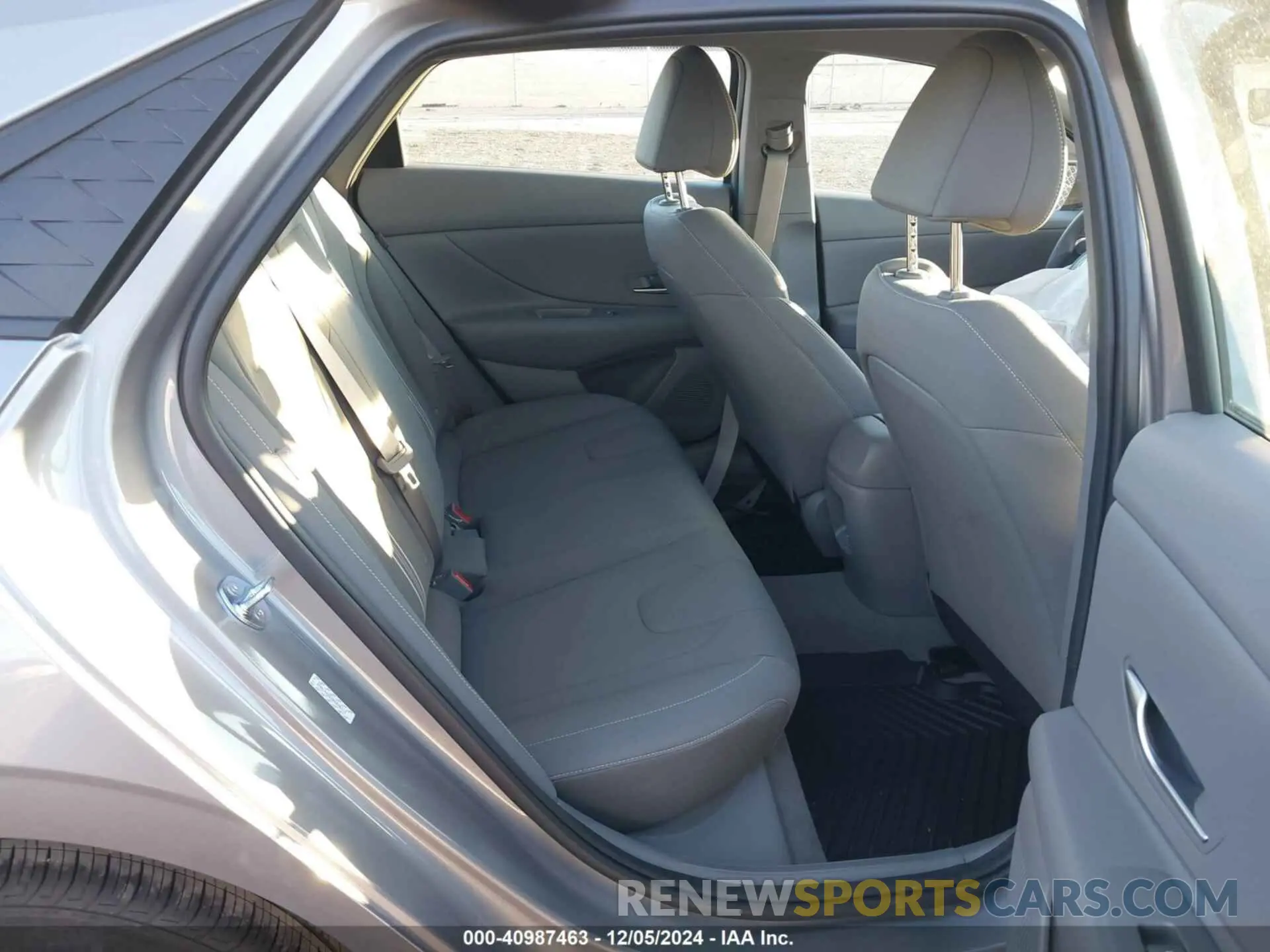 8 Фотография поврежденного автомобиля KMHLM4DG2RU846115 HYUNDAI ELANTRA 2024