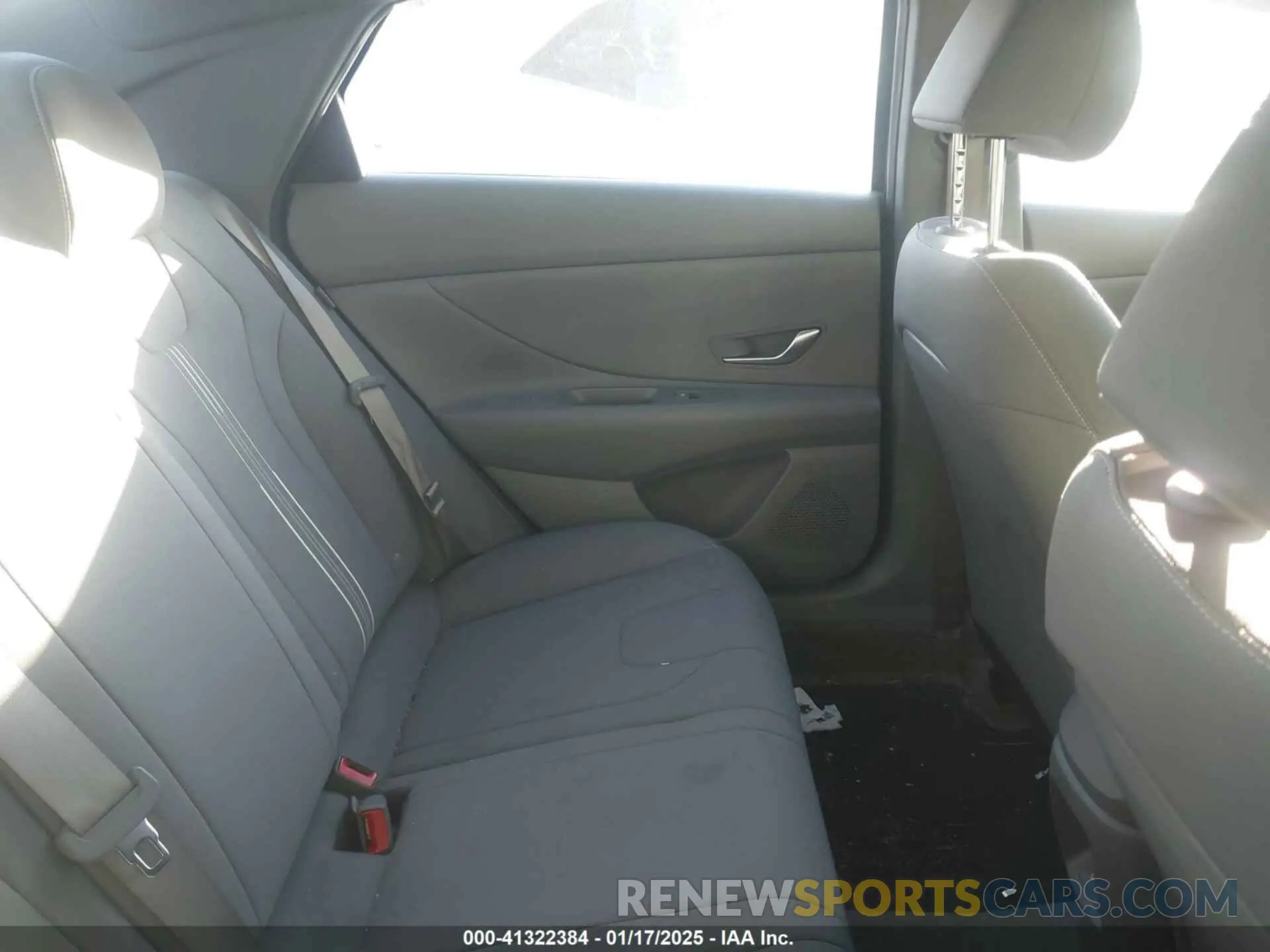 8 Photograph of a damaged car KMHLM4DG3RU686052 HYUNDAI ELANTRA 2024