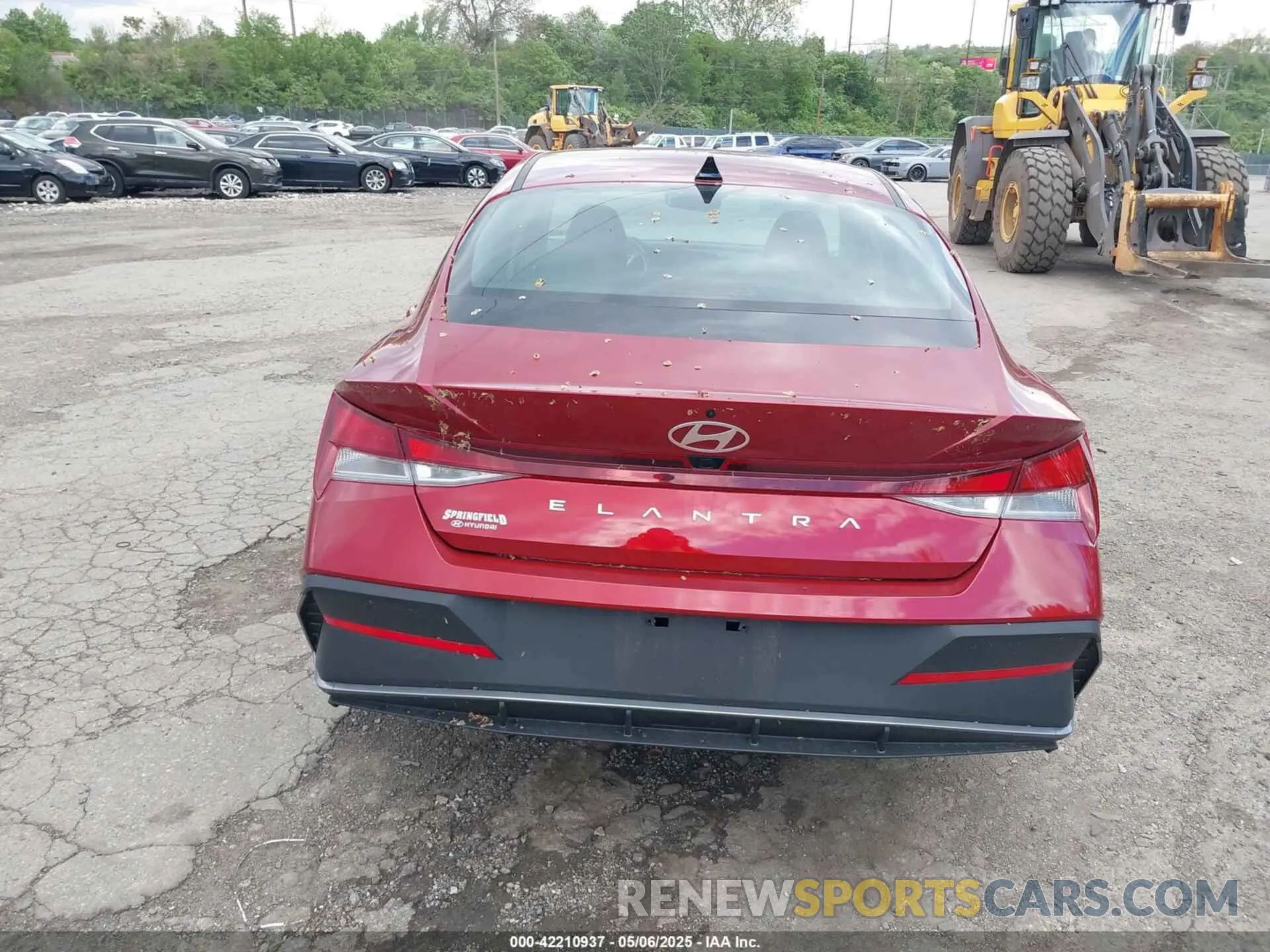 17 Фотография поврежденного автомобиля KMHLM4DG3RU688285 HYUNDAI ELANTRA 2024