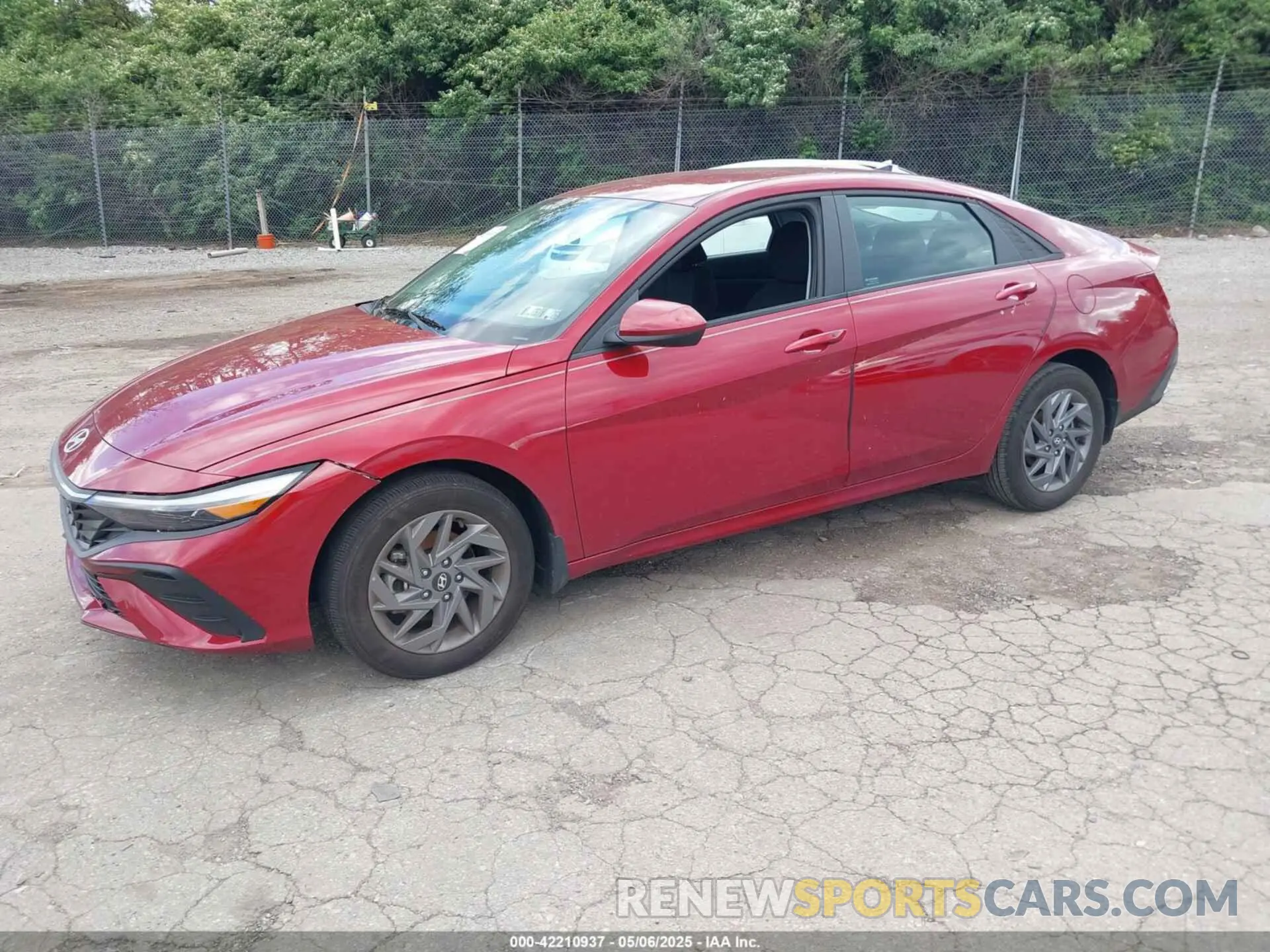 2 Фотография поврежденного автомобиля KMHLM4DG3RU688285 HYUNDAI ELANTRA 2024