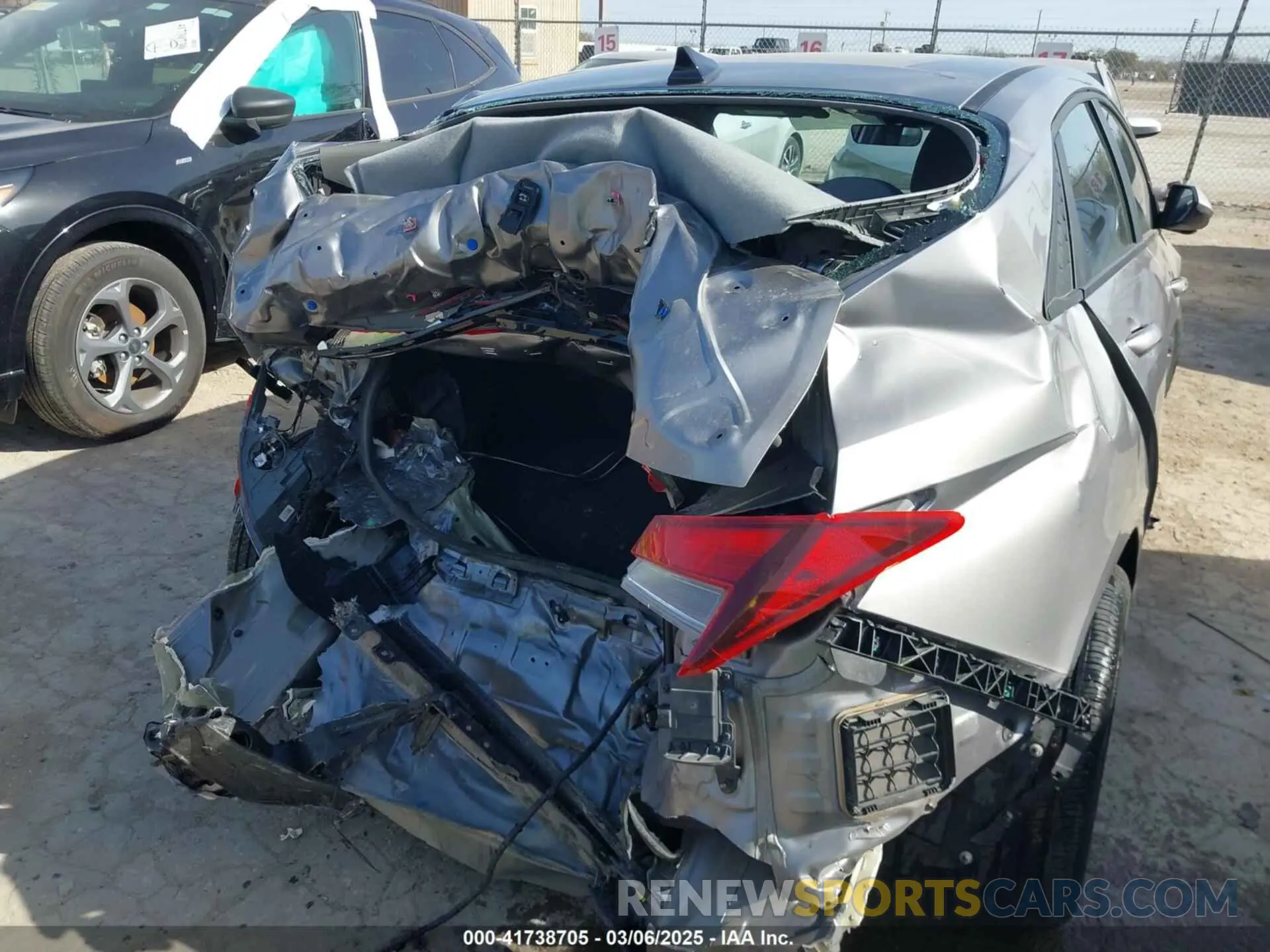 6 Фотография поврежденного автомобиля KMHLM4DG3RU810417 HYUNDAI ELANTRA 2024