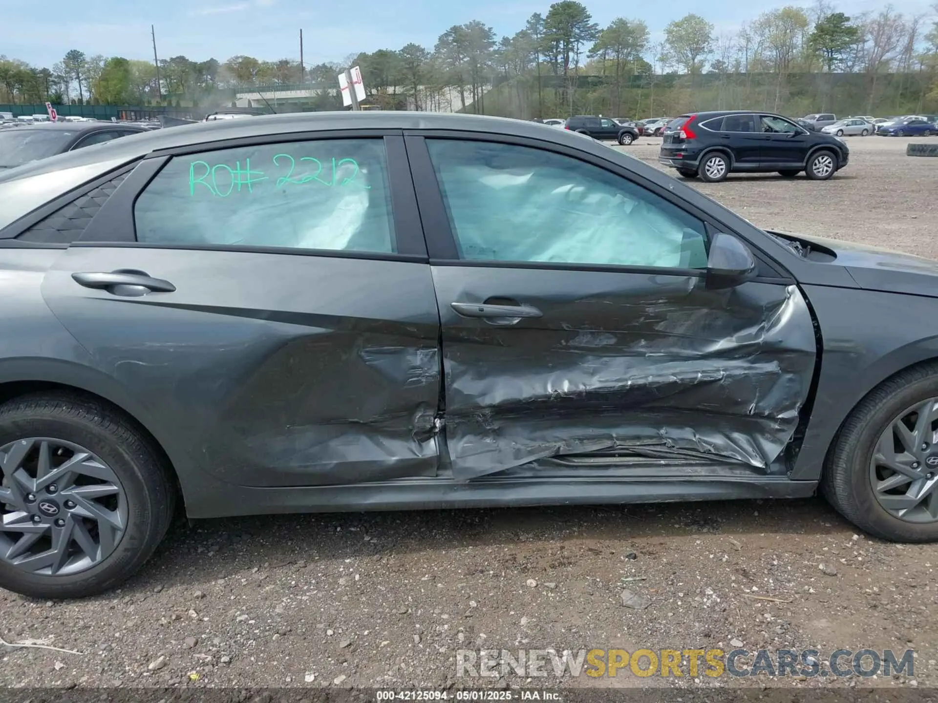 13 Фотография поврежденного автомобиля KMHLM4DG3RU812894 HYUNDAI ELANTRA 2024