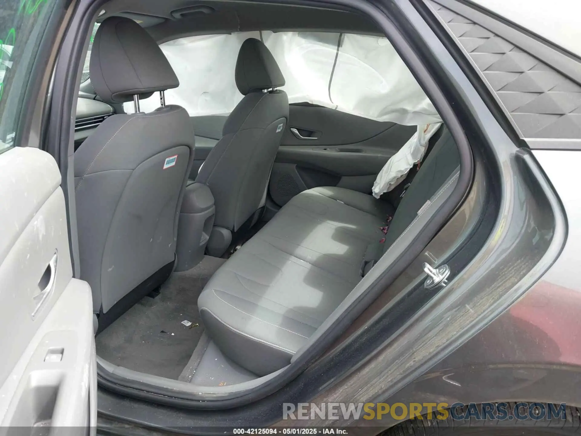 8 Фотография поврежденного автомобиля KMHLM4DG3RU812894 HYUNDAI ELANTRA 2024
