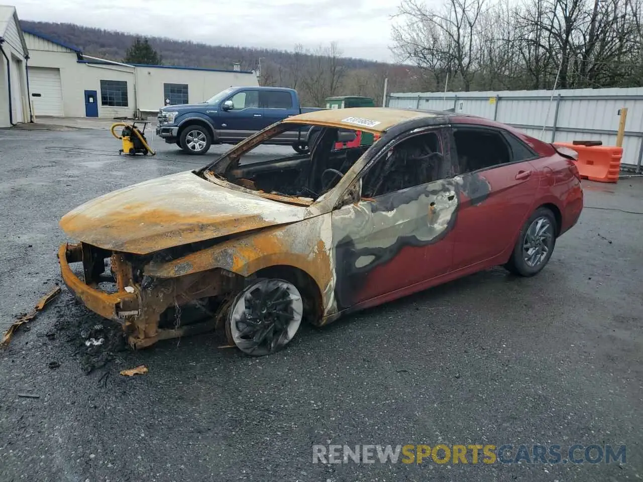 1 Фотография поврежденного автомобиля KMHLM4DG3RU845359 HYUNDAI ELANTRA 2024