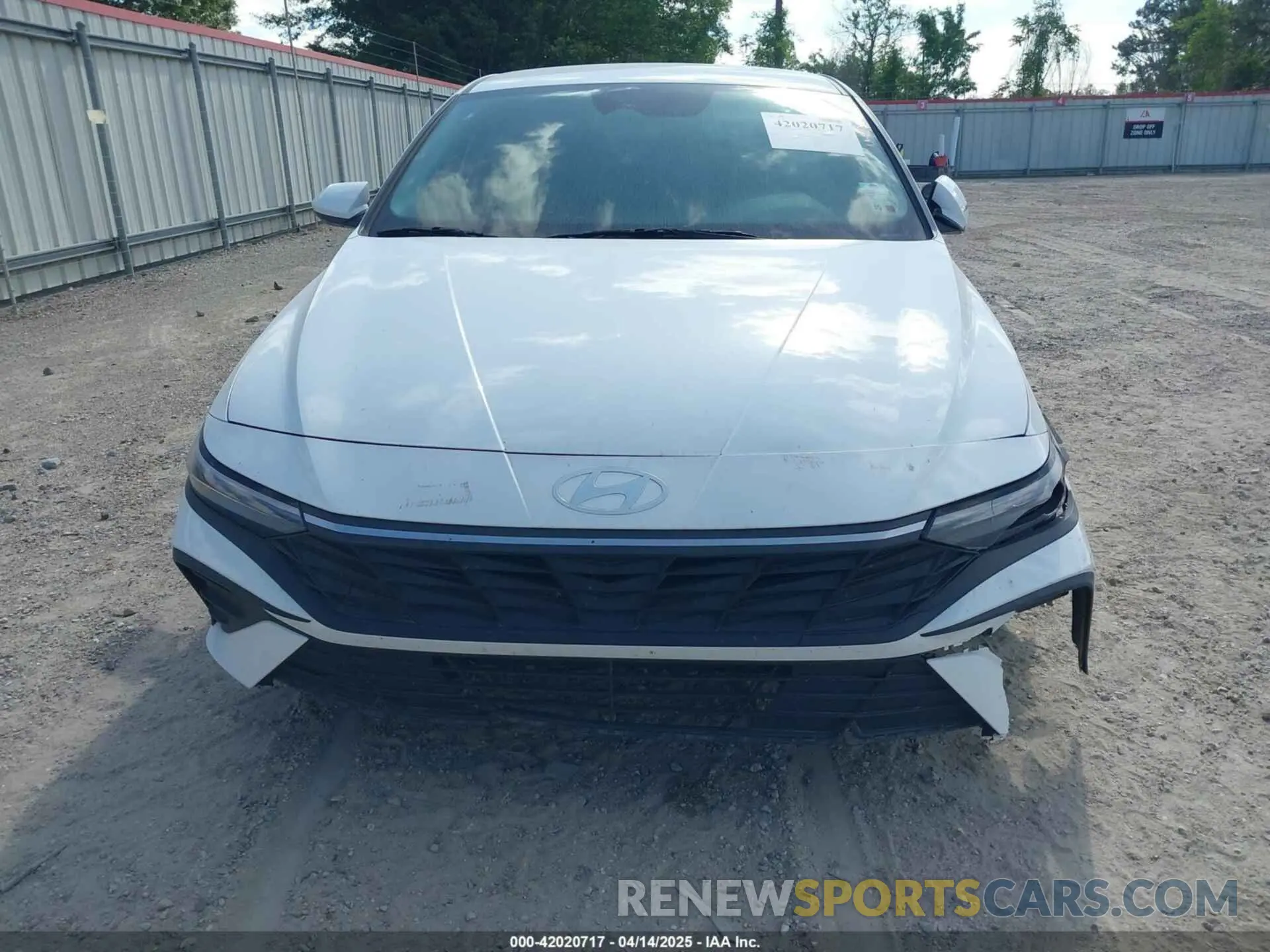 12 Фотография поврежденного автомобиля KMHLM4DG4RU642352 HYUNDAI ELANTRA 2024