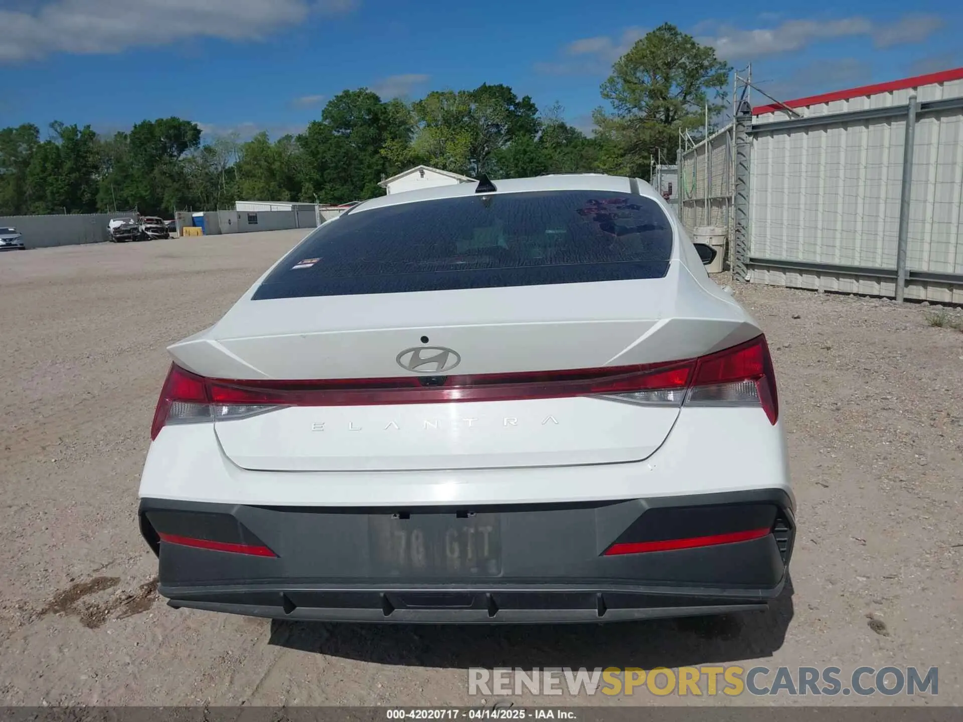16 Фотография поврежденного автомобиля KMHLM4DG4RU642352 HYUNDAI ELANTRA 2024