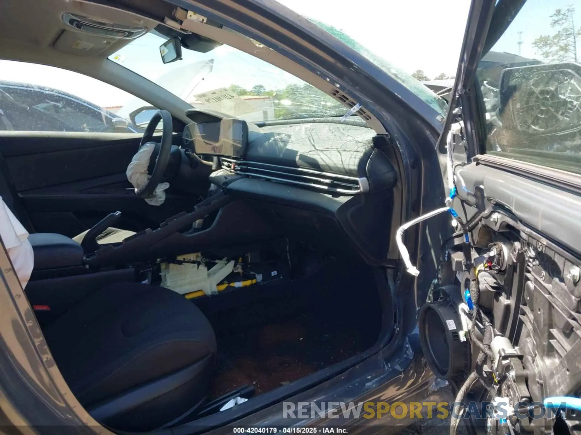 5 Photograph of a damaged car KMHLM4DG4RU651049 HYUNDAI ELANTRA 2024