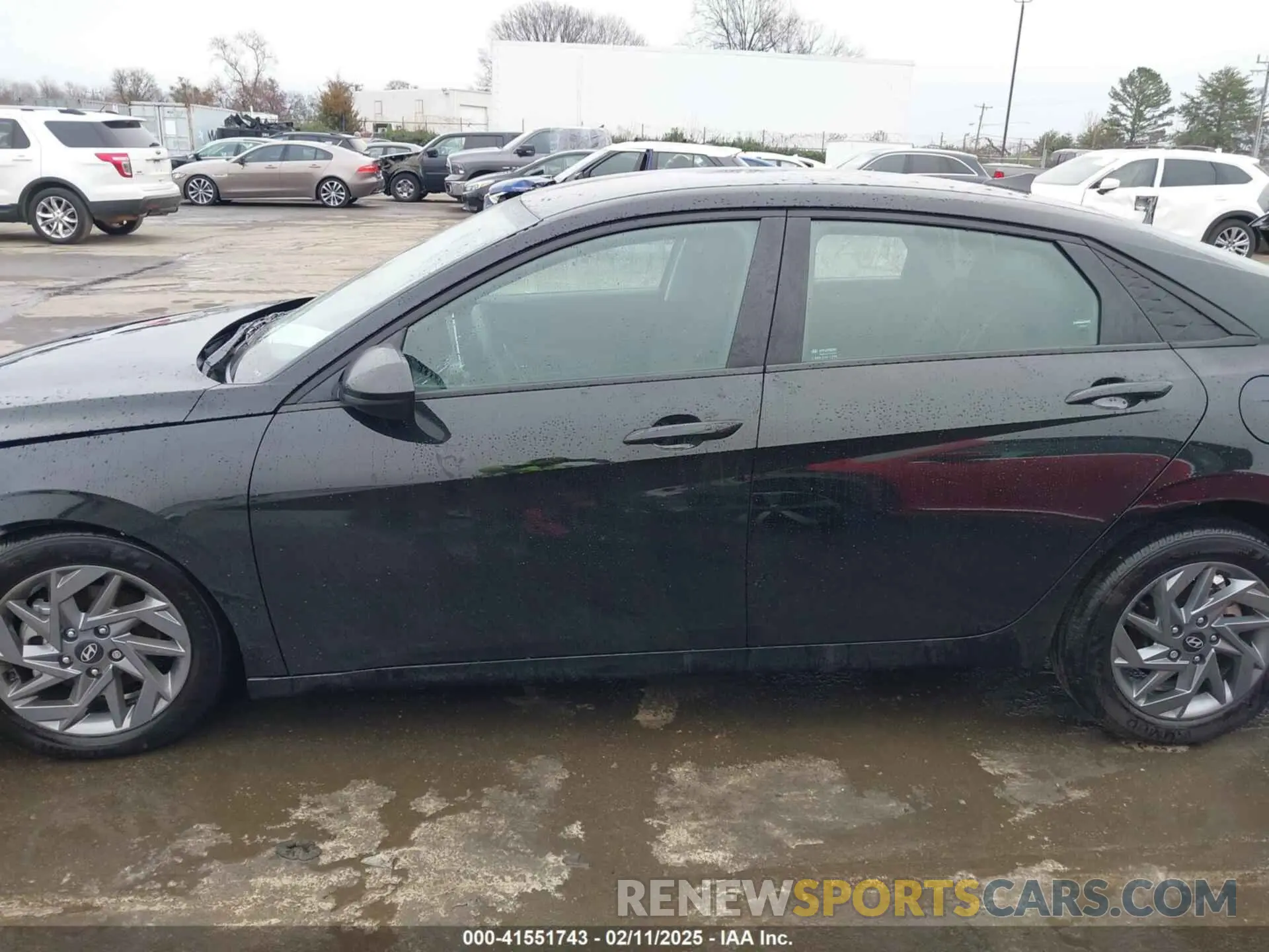 14 Photograph of a damaged car KMHLM4DG4RU756772 HYUNDAI ELANTRA 2024