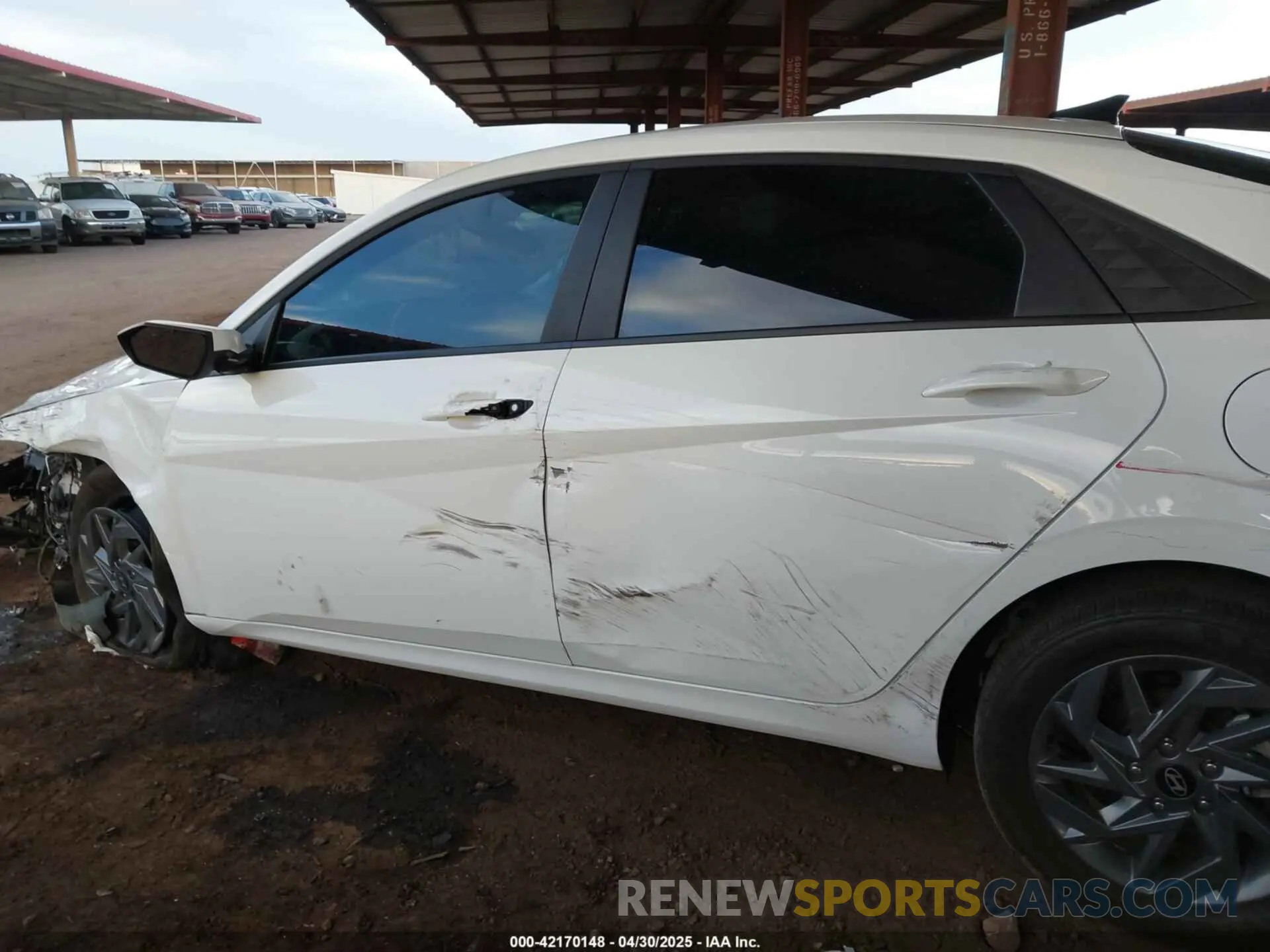 14 Фотография поврежденного автомобиля KMHLM4DG4RU779100 HYUNDAI ELANTRA 2024