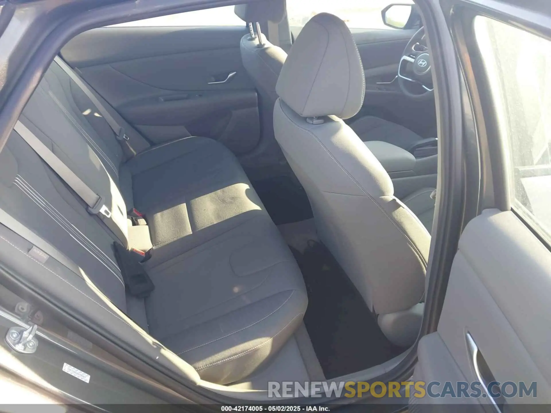 8 Photograph of a damaged car KMHLM4DG4RU785057 HYUNDAI ELANTRA 2024
