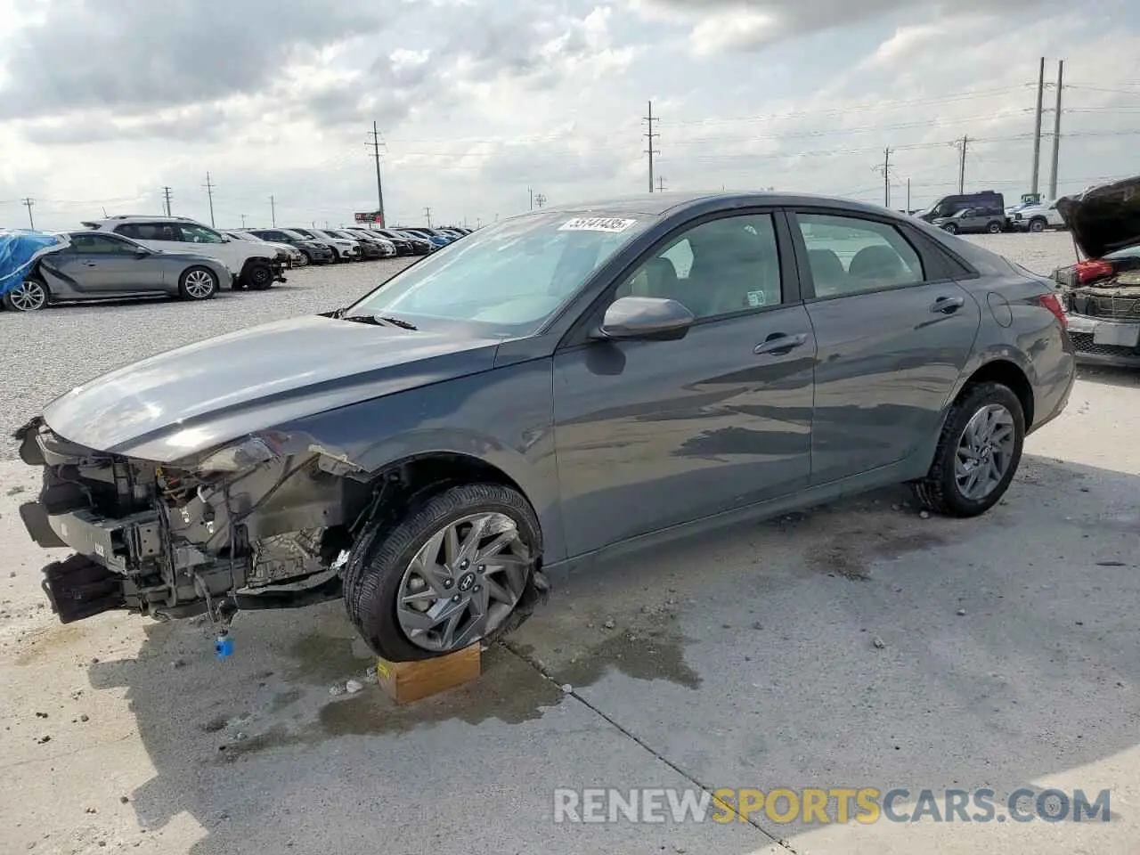 1 Фотография поврежденного автомобиля KMHLM4DG4RU828828 HYUNDAI ELANTRA 2024
