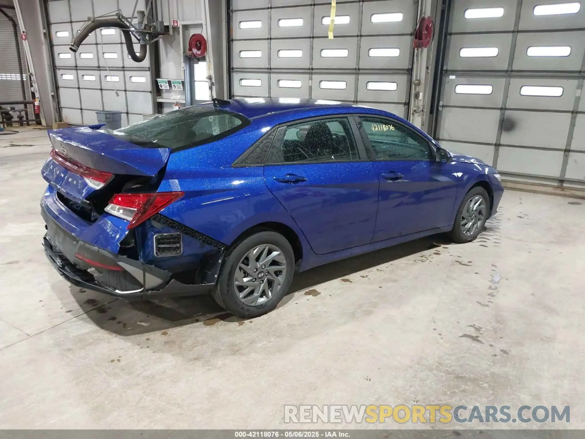 4 Photograph of a damaged car KMHLM4DG4RU842843 HYUNDAI ELANTRA 2024