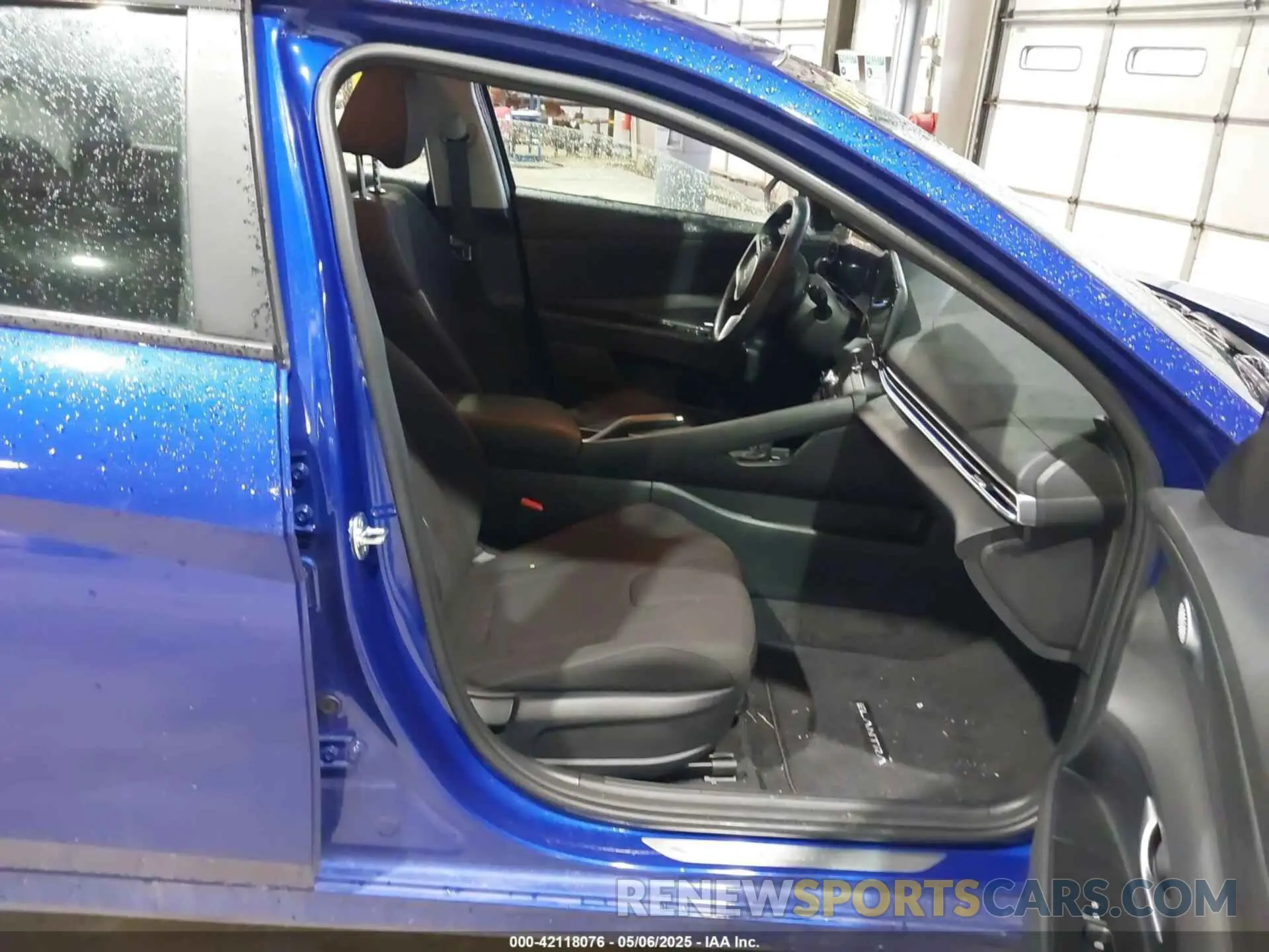 5 Photograph of a damaged car KMHLM4DG4RU842843 HYUNDAI ELANTRA 2024