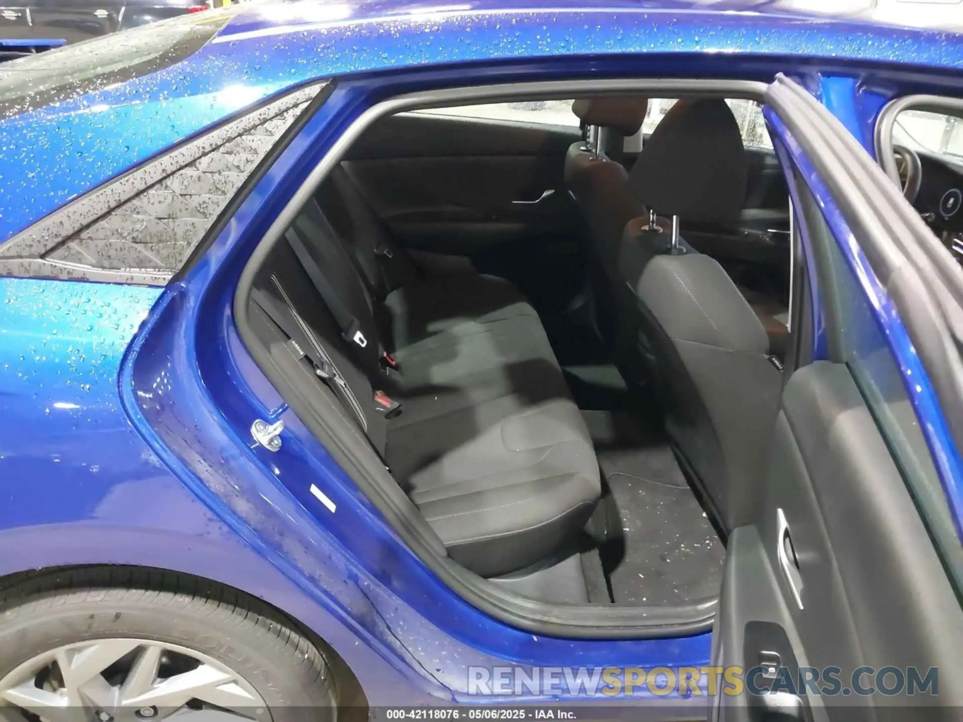 8 Photograph of a damaged car KMHLM4DG4RU842843 HYUNDAI ELANTRA 2024