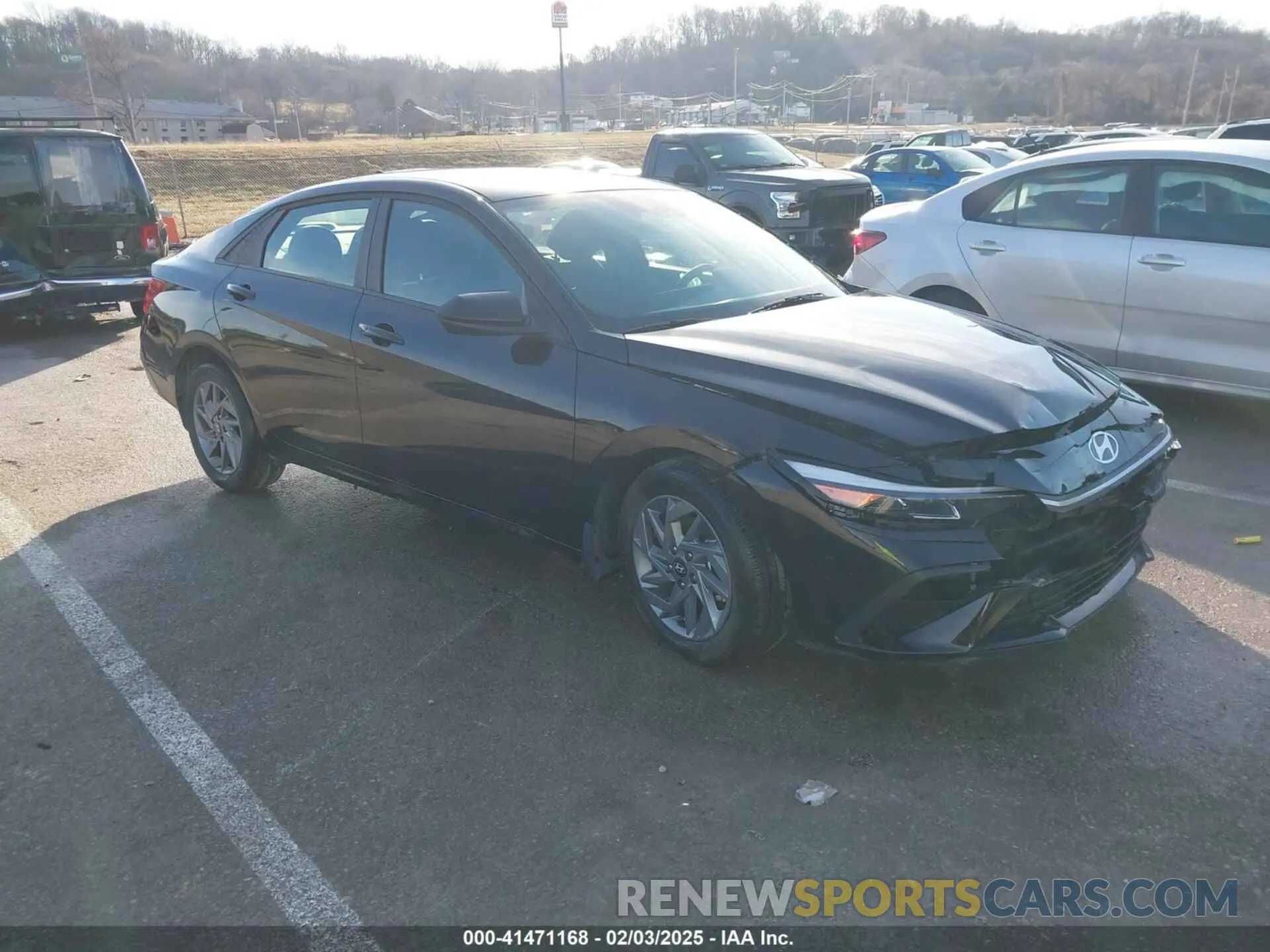1 Фотография поврежденного автомобиля KMHLM4DG4RU852319 HYUNDAI ELANTRA 2024