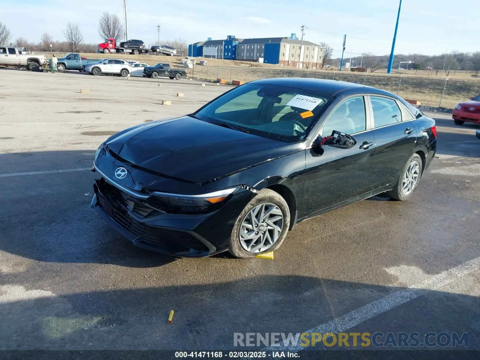 2 Фотография поврежденного автомобиля KMHLM4DG4RU852319 HYUNDAI ELANTRA 2024