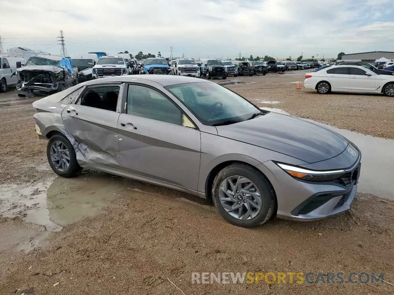 4 Photograph of a damaged car KMHLM4DG5RU693830 HYUNDAI ELANTRA 2024