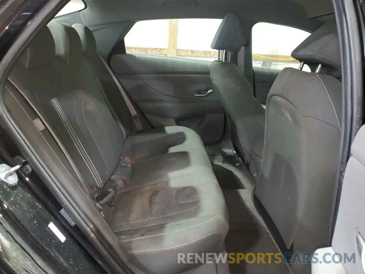 10 Photograph of a damaged car KMHLM4DG5RU747885 HYUNDAI ELANTRA 2024