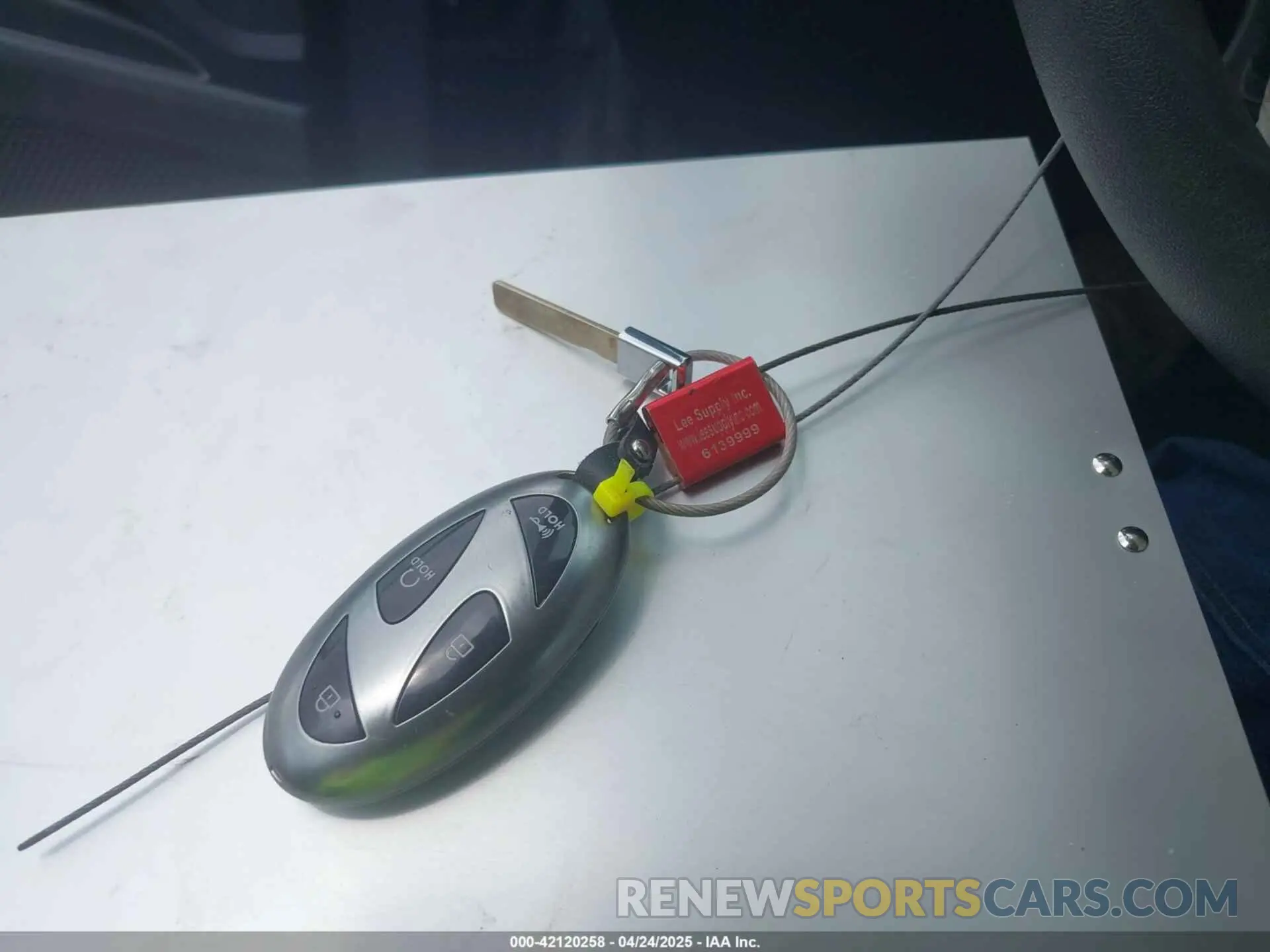 11 Фотография поврежденного автомобиля KMHLM4DG5RU843919 HYUNDAI ELANTRA 2024