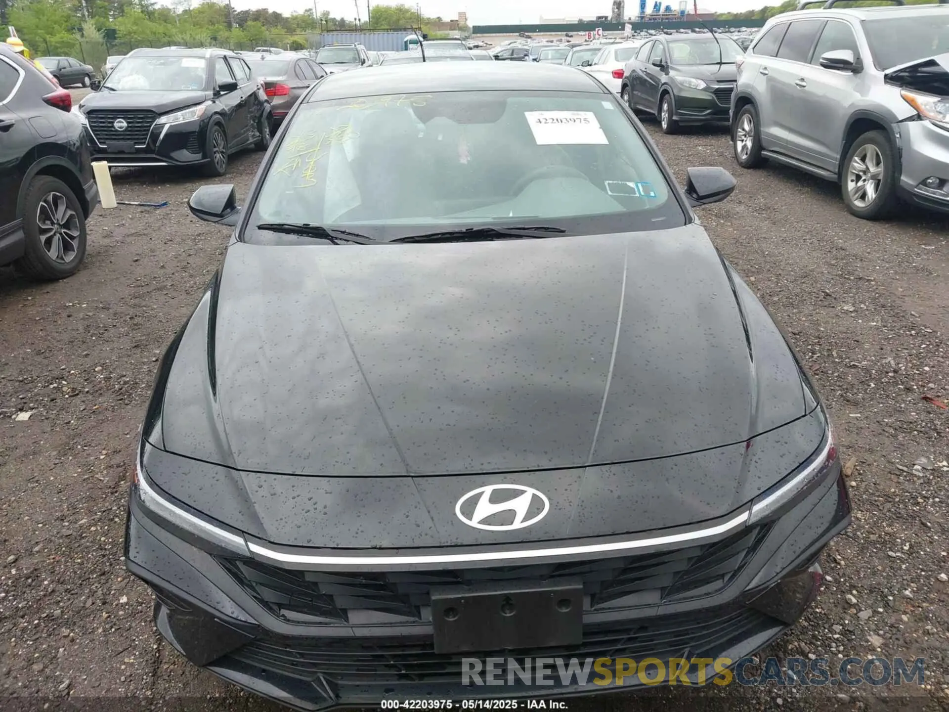 11 Фотография поврежденного автомобиля KMHLM4DG6RU653322 HYUNDAI ELANTRA 2024
